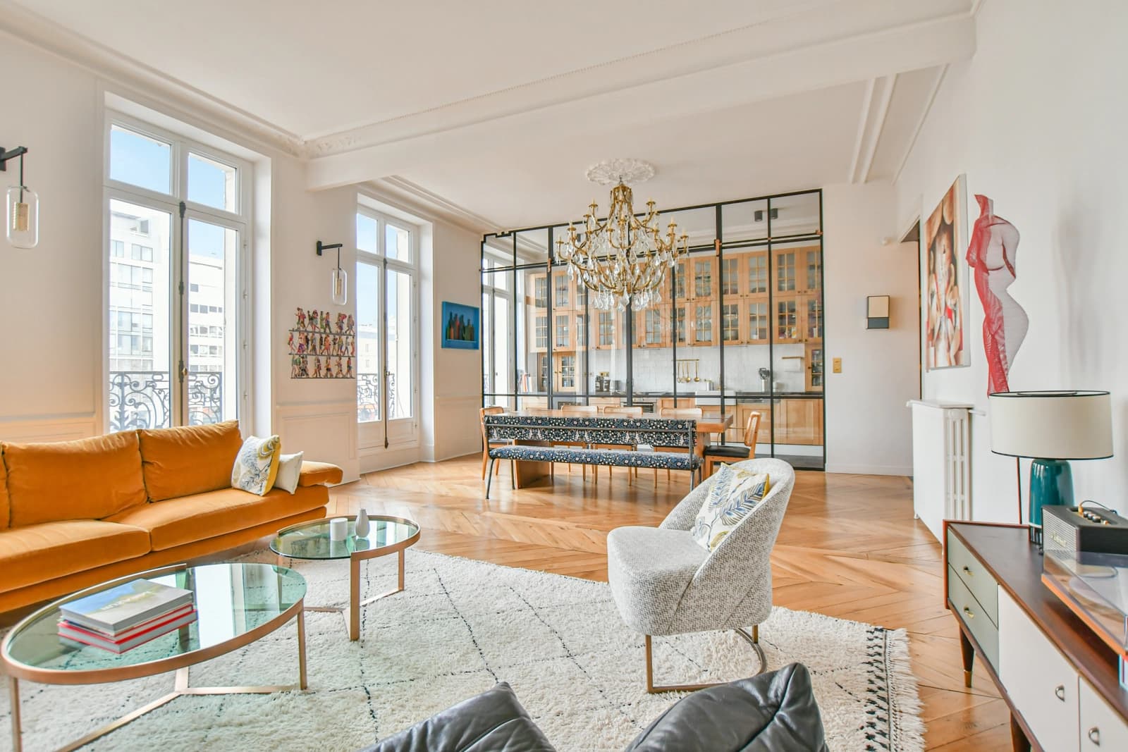 Espace Appartement haussmannien au pur style parisien - 2