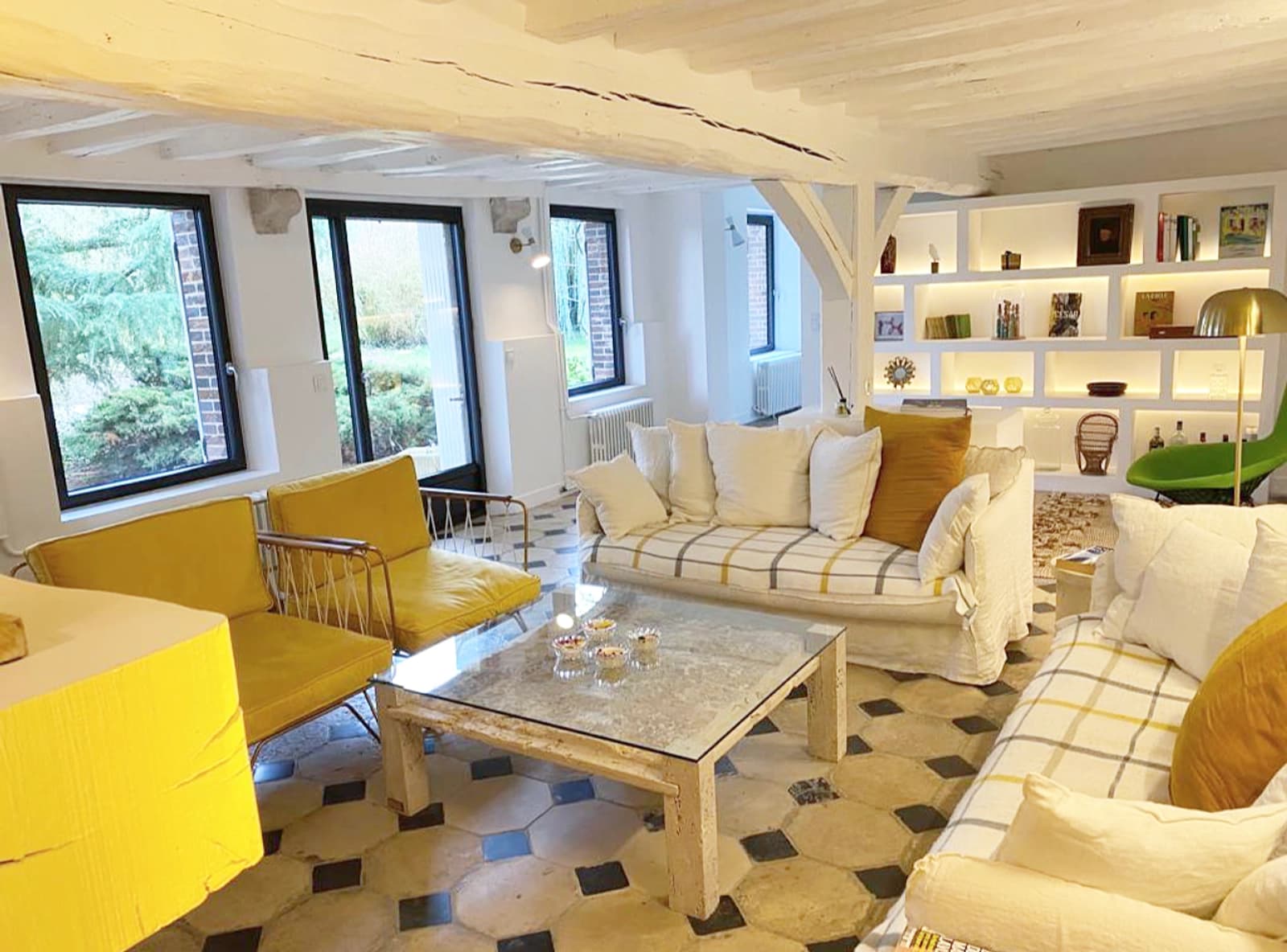 Living room in La Tourelle - 1