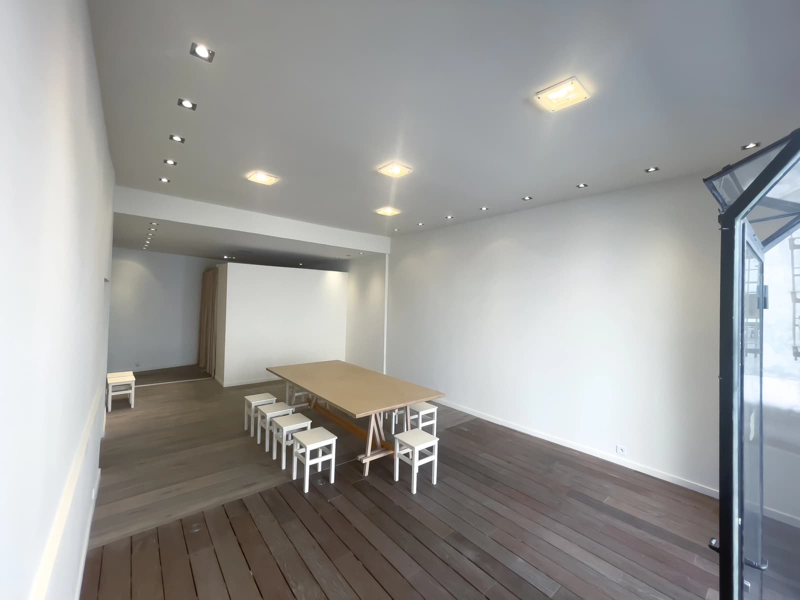 Meeting room in Downtown art gallery. - 1