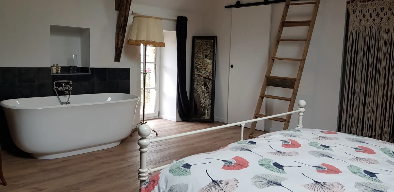 Chambre dans Maison bretonne atypique, un caractère affirmé - 1