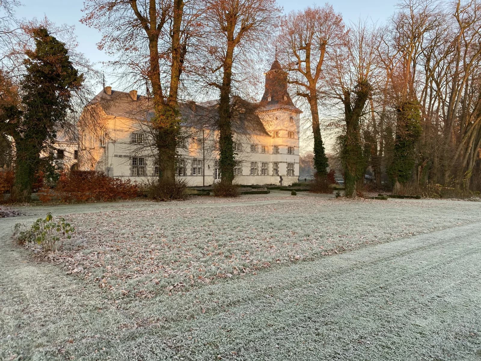 Meeting room in Chateau de Hasselbrouck - Hasselbrouck Castle - 1