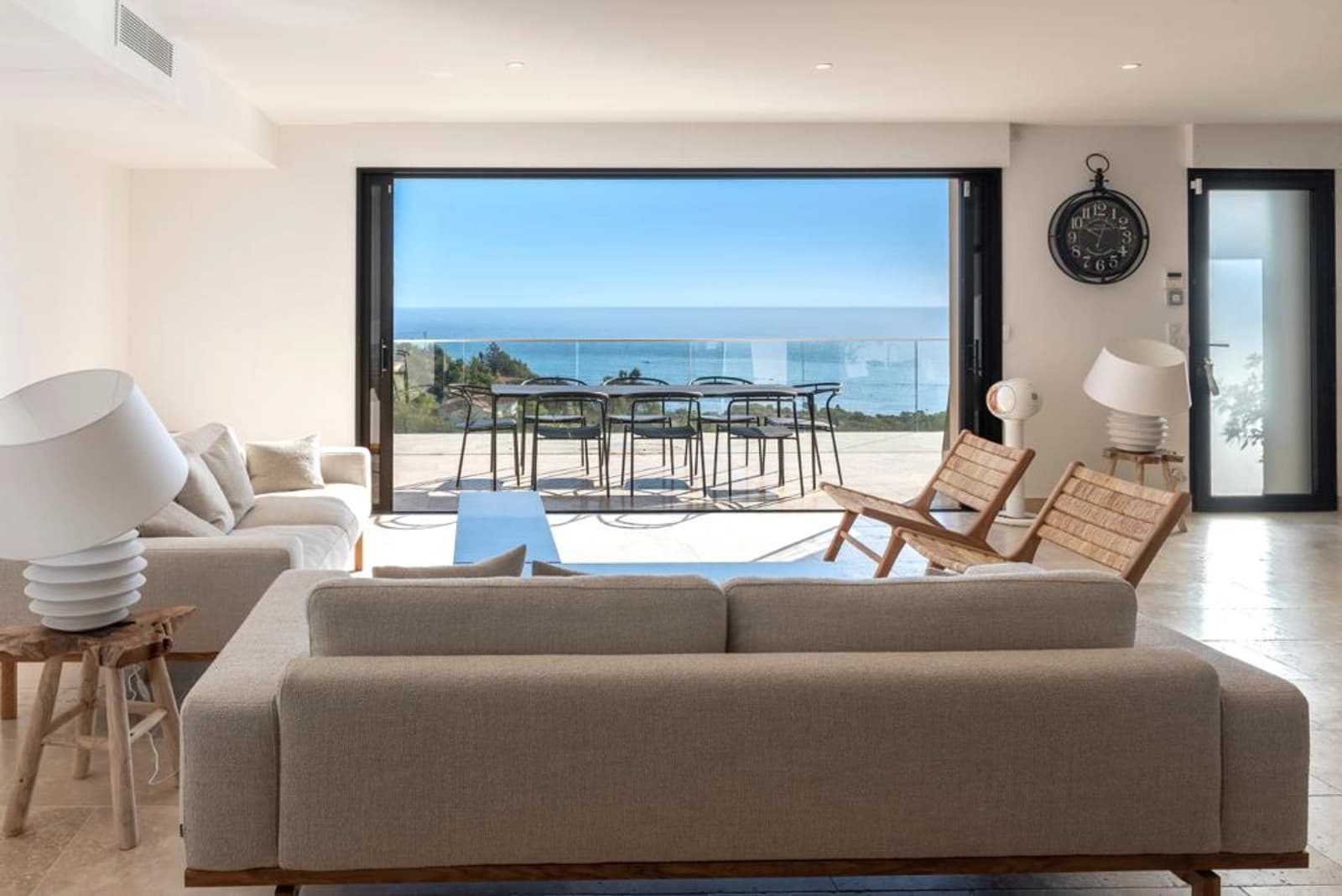 Salon dans Villa avec vue mer, piscine et jacuzzi relaxant - 1