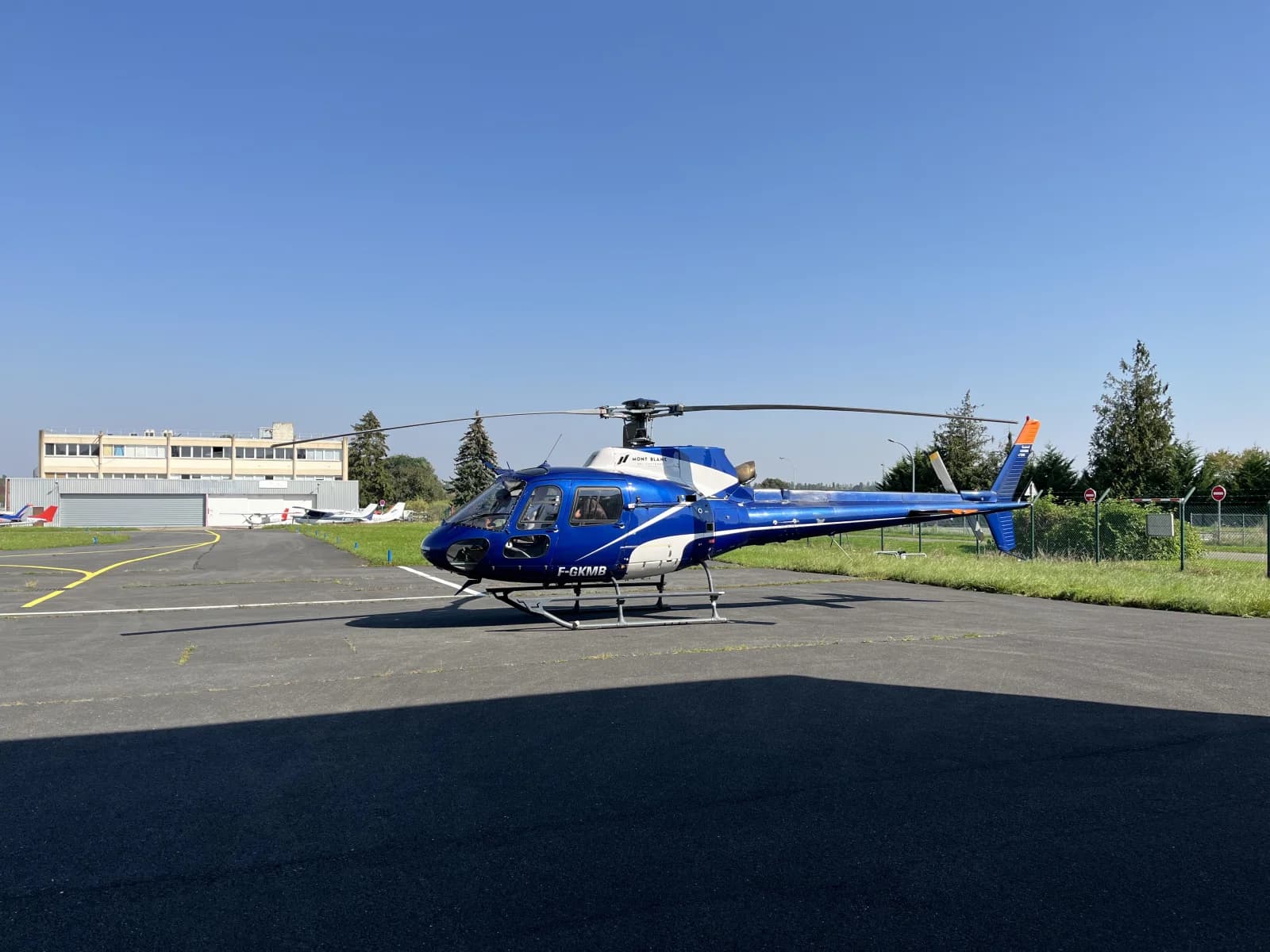 Espace Hangar Aéronautique Spacieux - 1