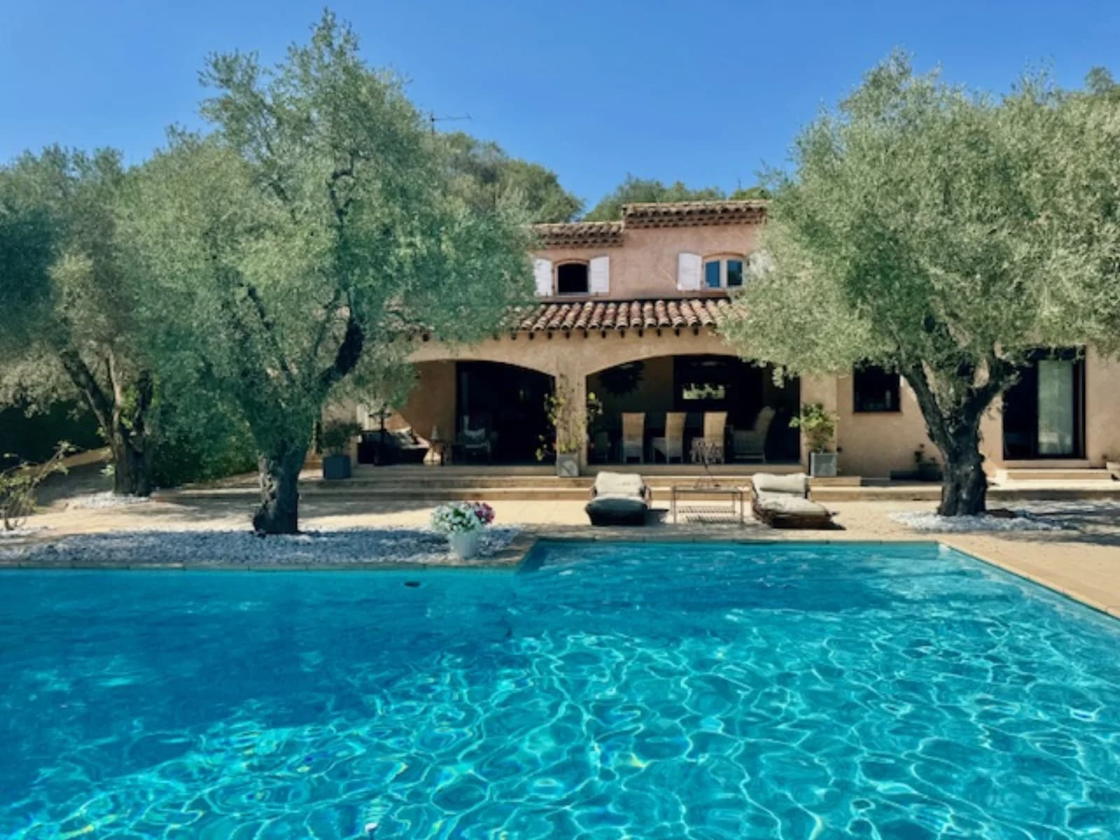 Espace Superbe villa avec grande piscine - 0