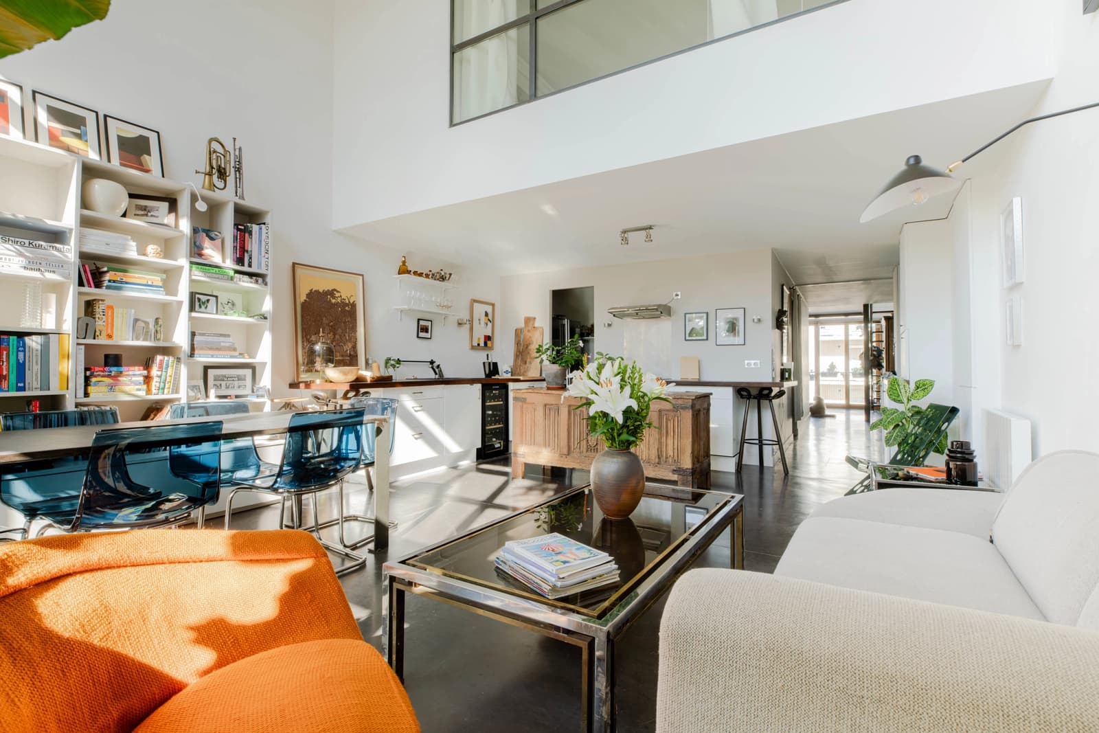 Espace Loft lumineux, artistique et à l'ambiance chaleureuse - 3