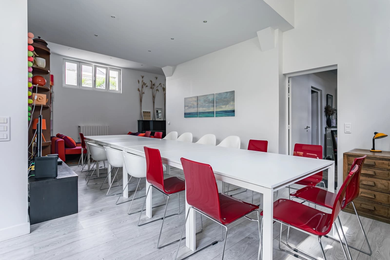 Meeting room in Spacious contemporary house with garden - 1