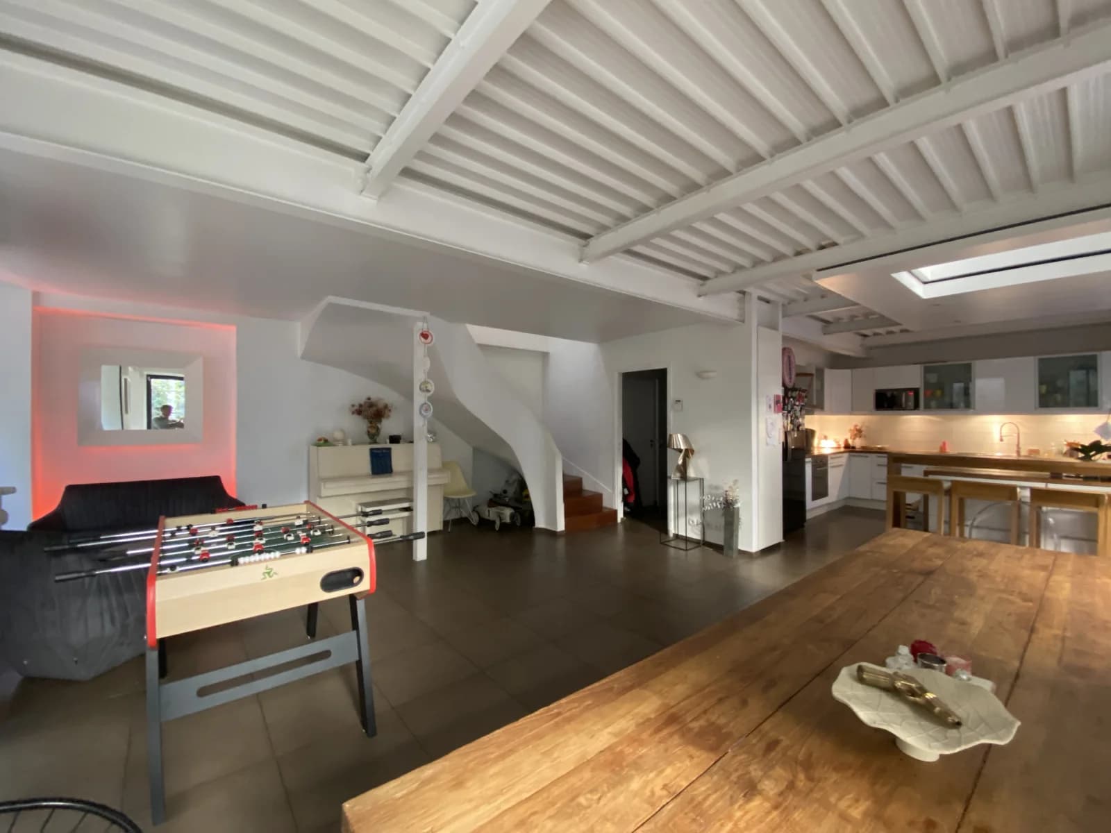 Space spacious, modern home - 2