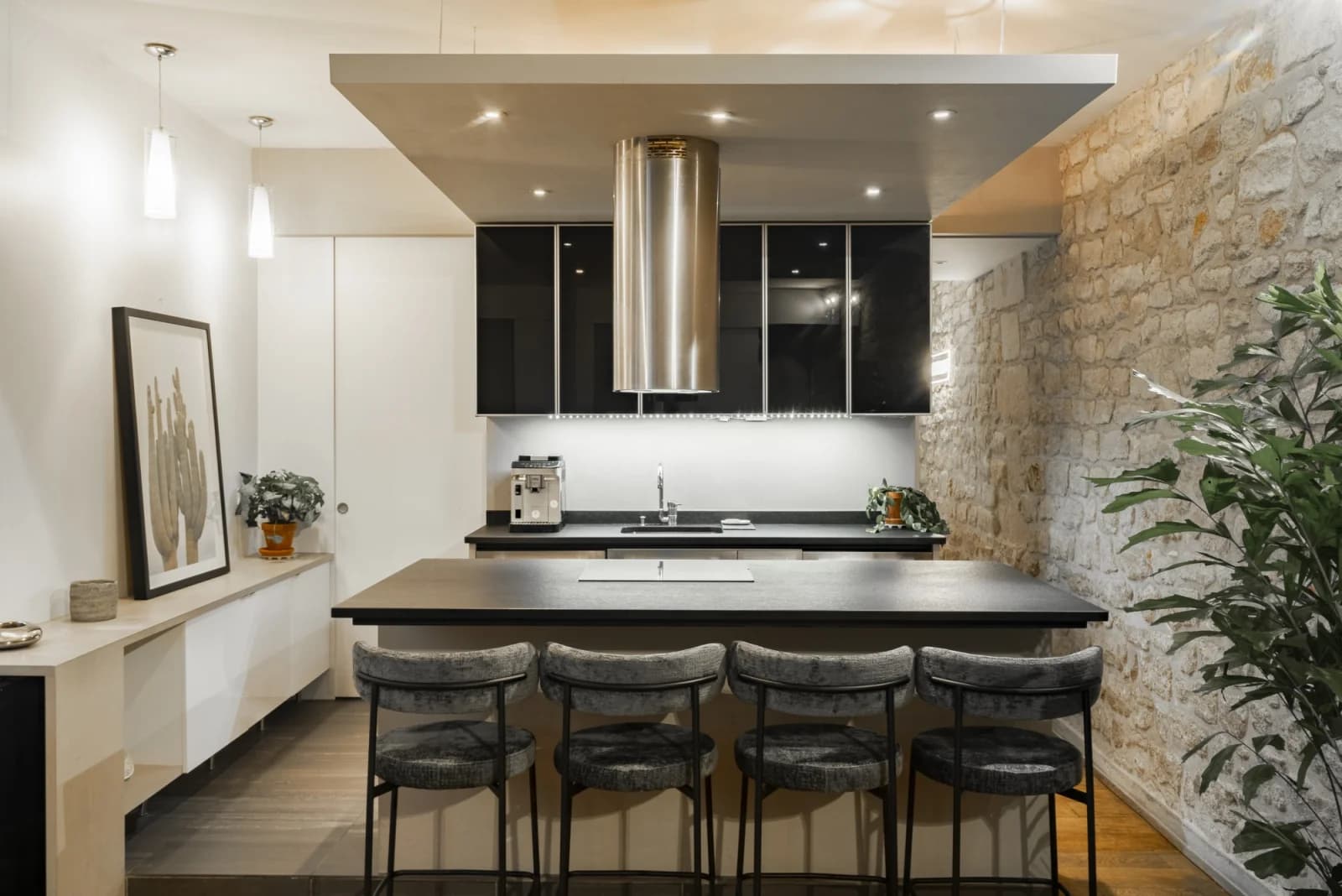 Space Atypical Osmoz loft in the heart of the Marais district - 3