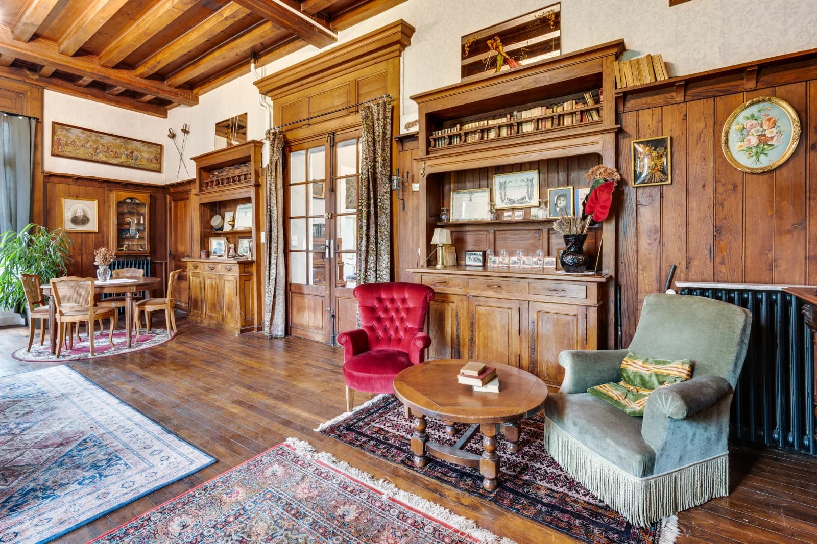 Living room in Manoir St Louis - 1