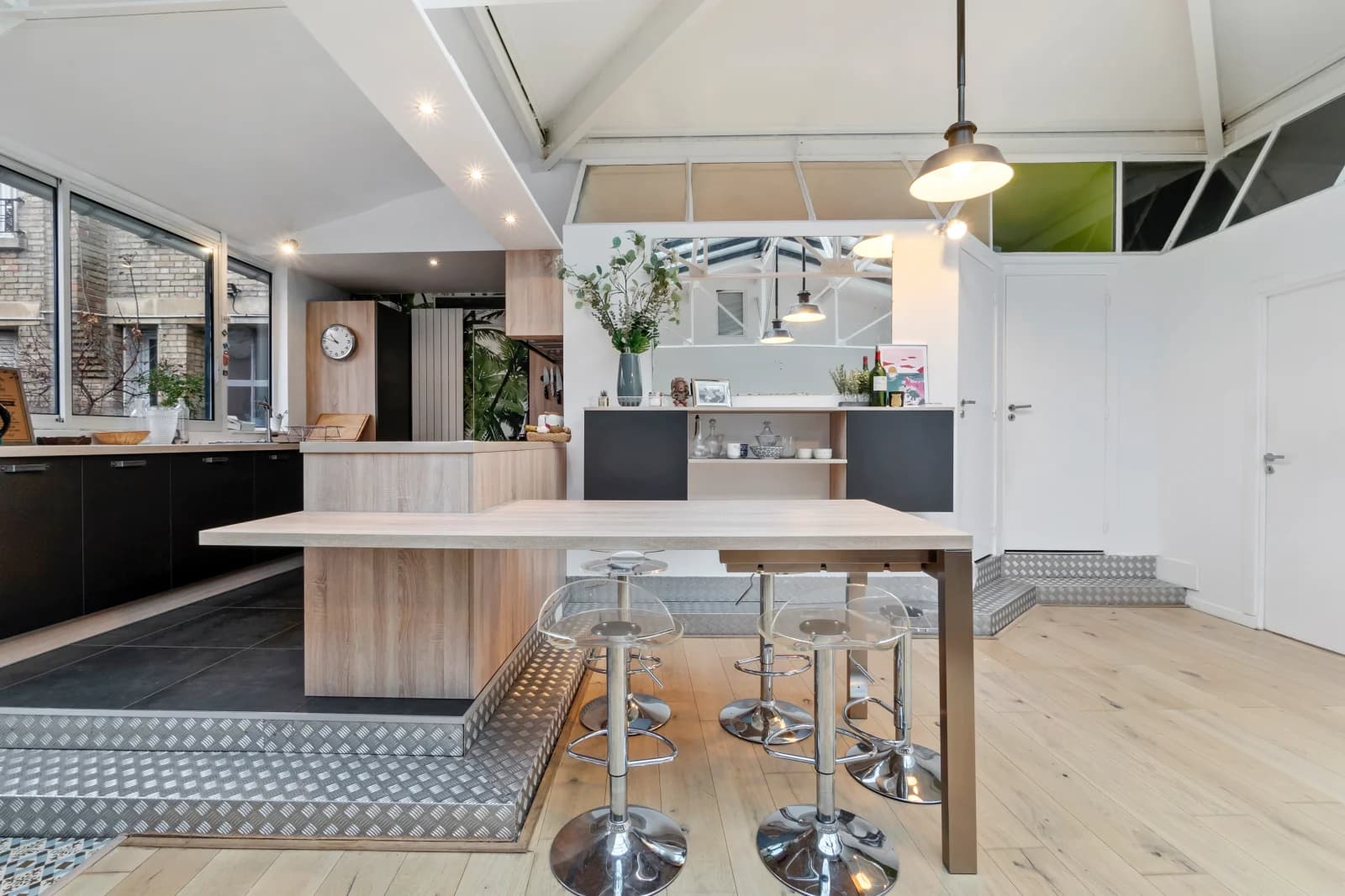 Cuisine dans Loft lumineux et calme, une oasis tout près de Paris - 0