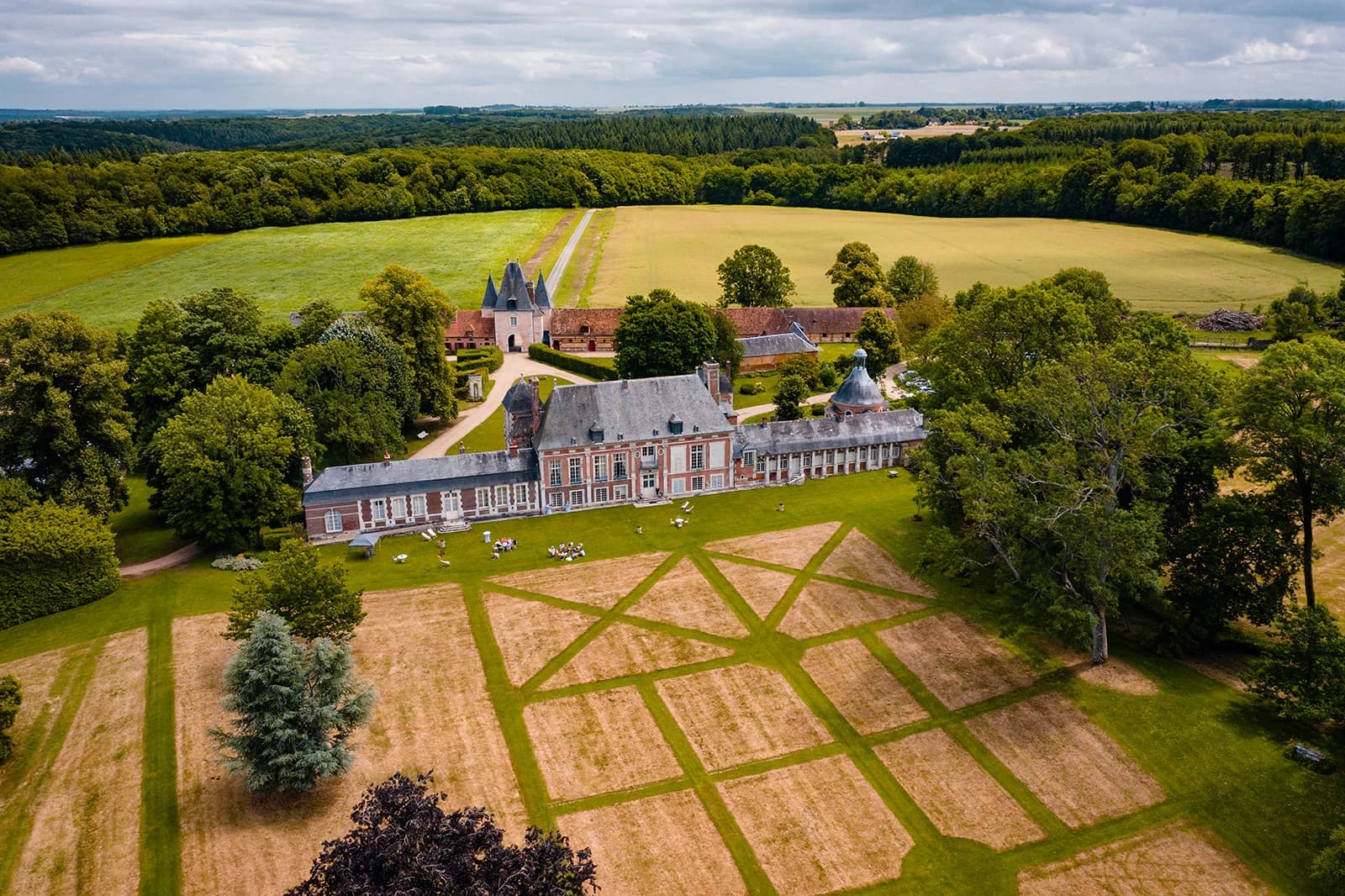 Espace Château privatisé pour vous (moins de 2h de Paris) - 2