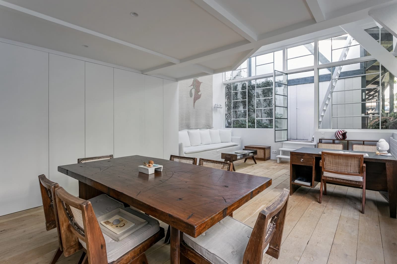 Meeting room in Designer loft - terrace - cinema room - 1