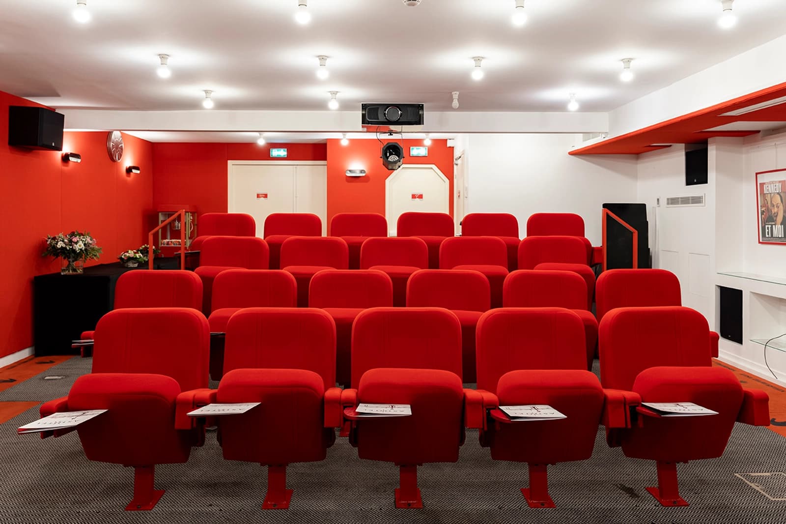 Meeting room in Meeting and Projection Room Paris 2nd arrondissement - 0