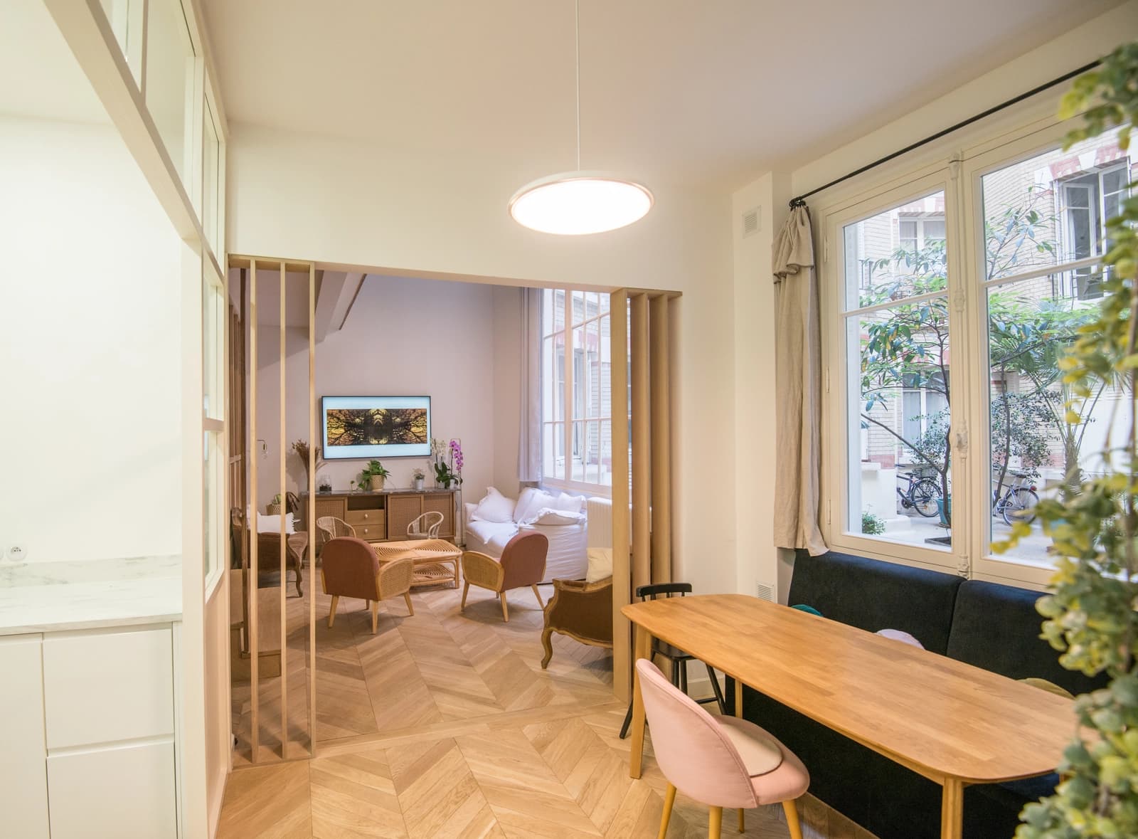 Espace Volume rare et lumineux au cœur de Paris - 0