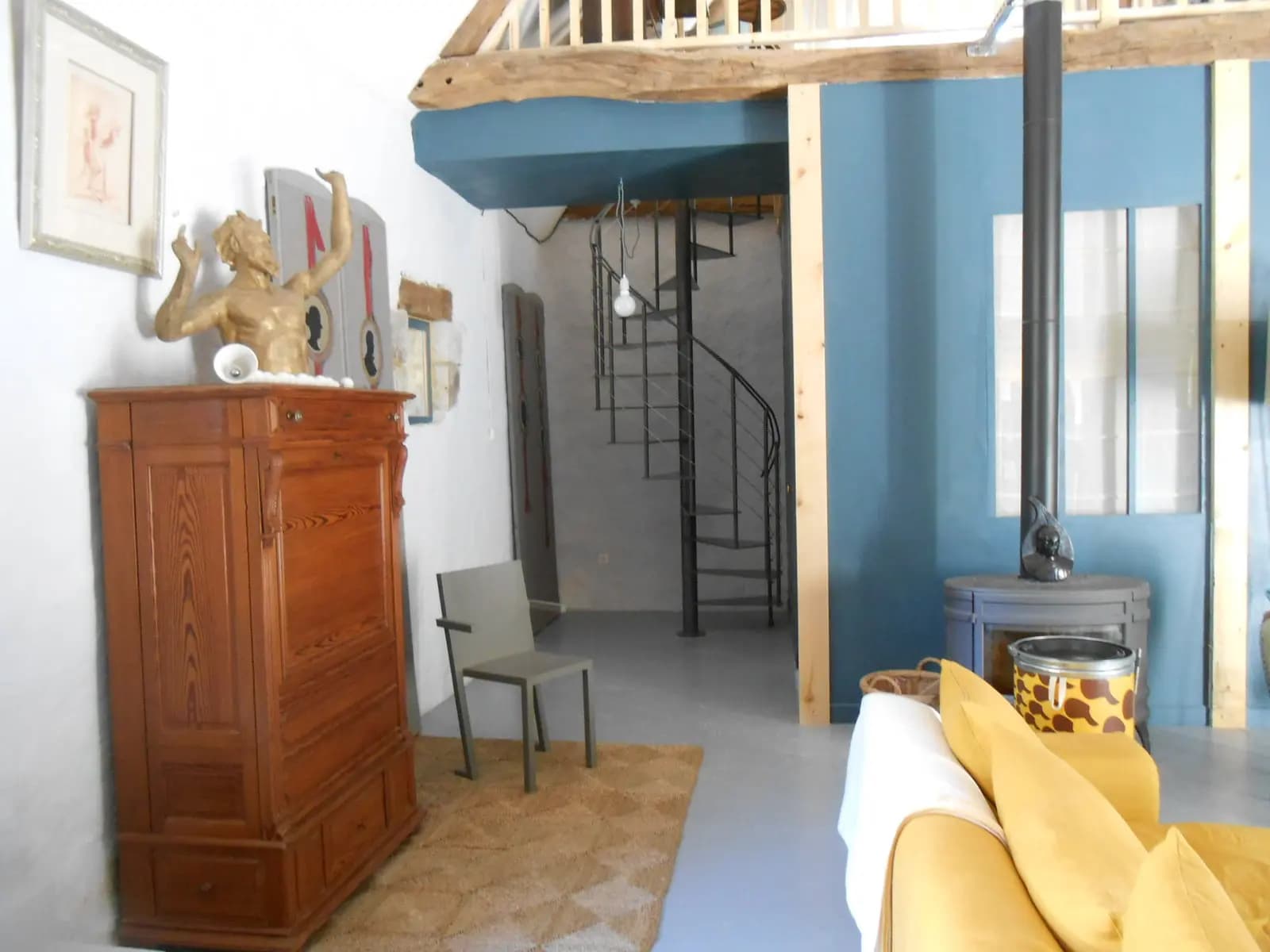 Bedroom in In the peace and quiet of a pretty residence 15 minutes from Angers - 1