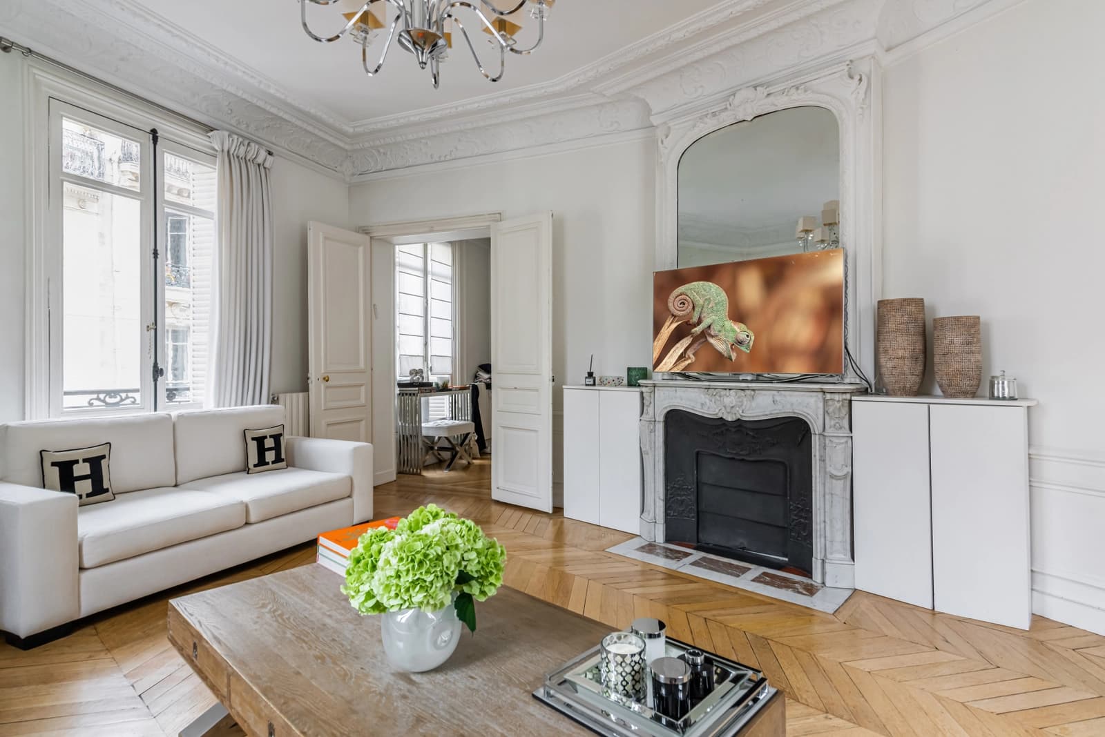 Espace Appartement haussmannien, le cachet parisien par excellence - 3