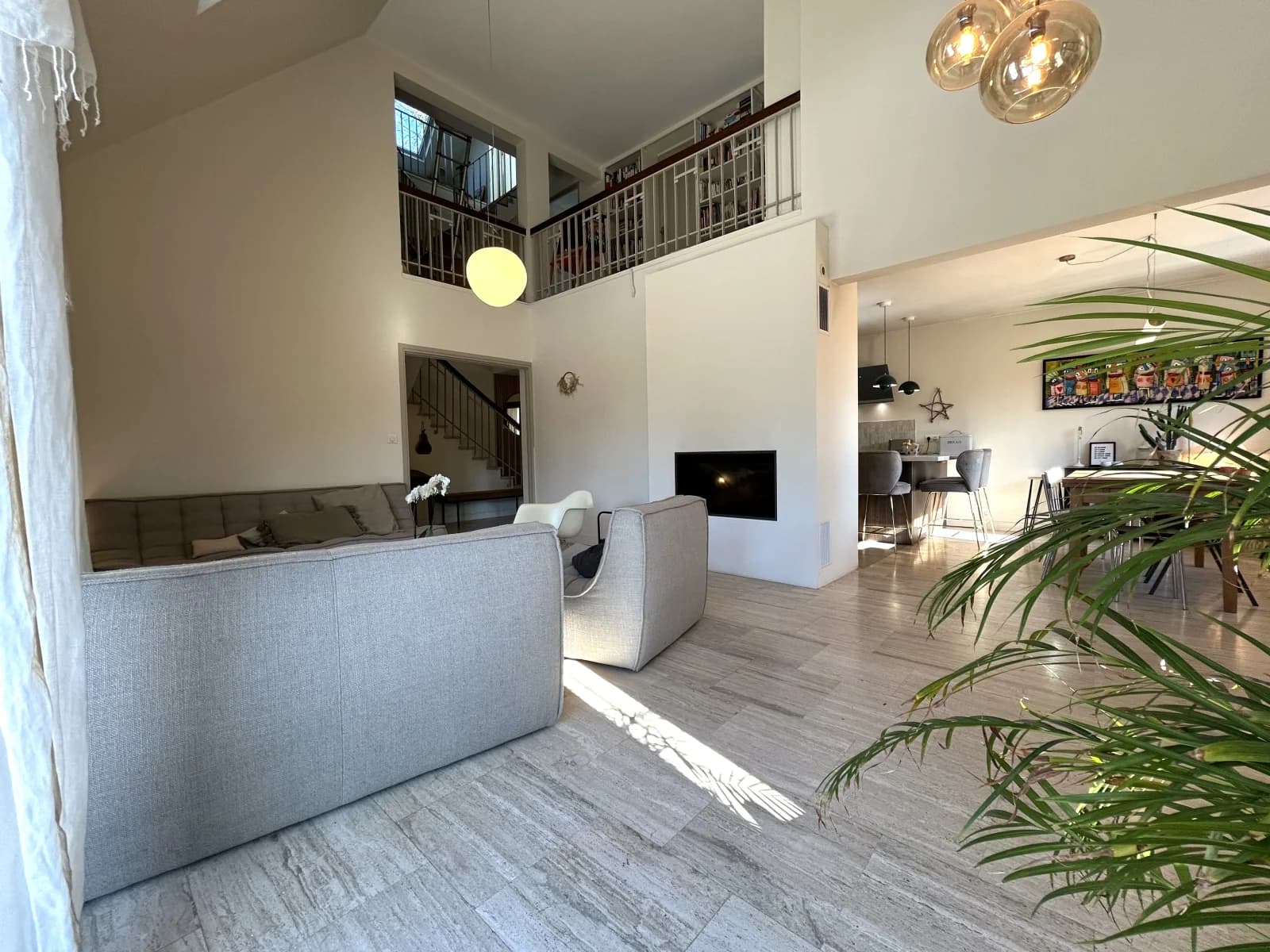Space Large bright house with large outdoor space near Paris - 2