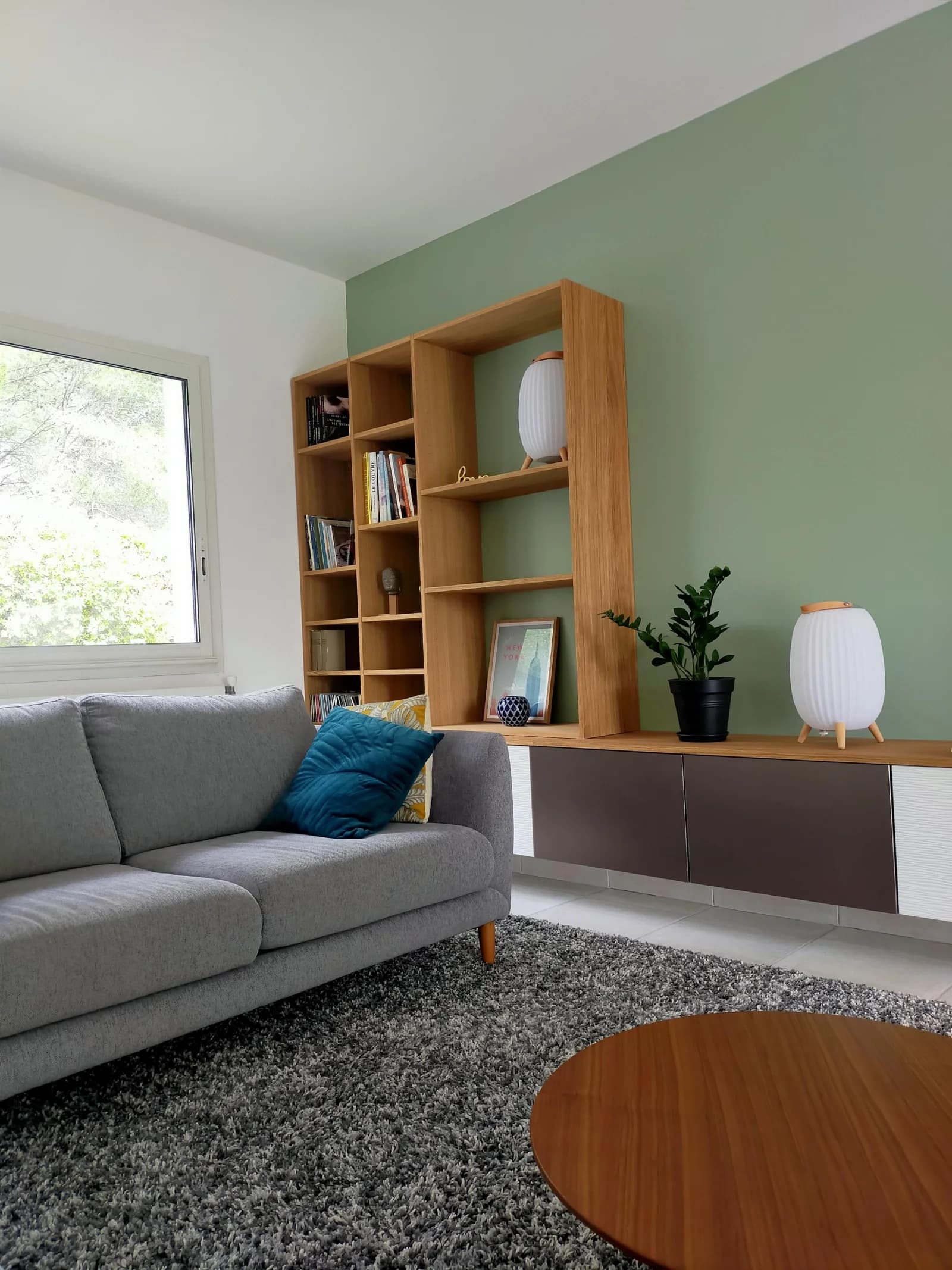 Salon dans Maison contemporaine avec piscine, à privatiser - 1
