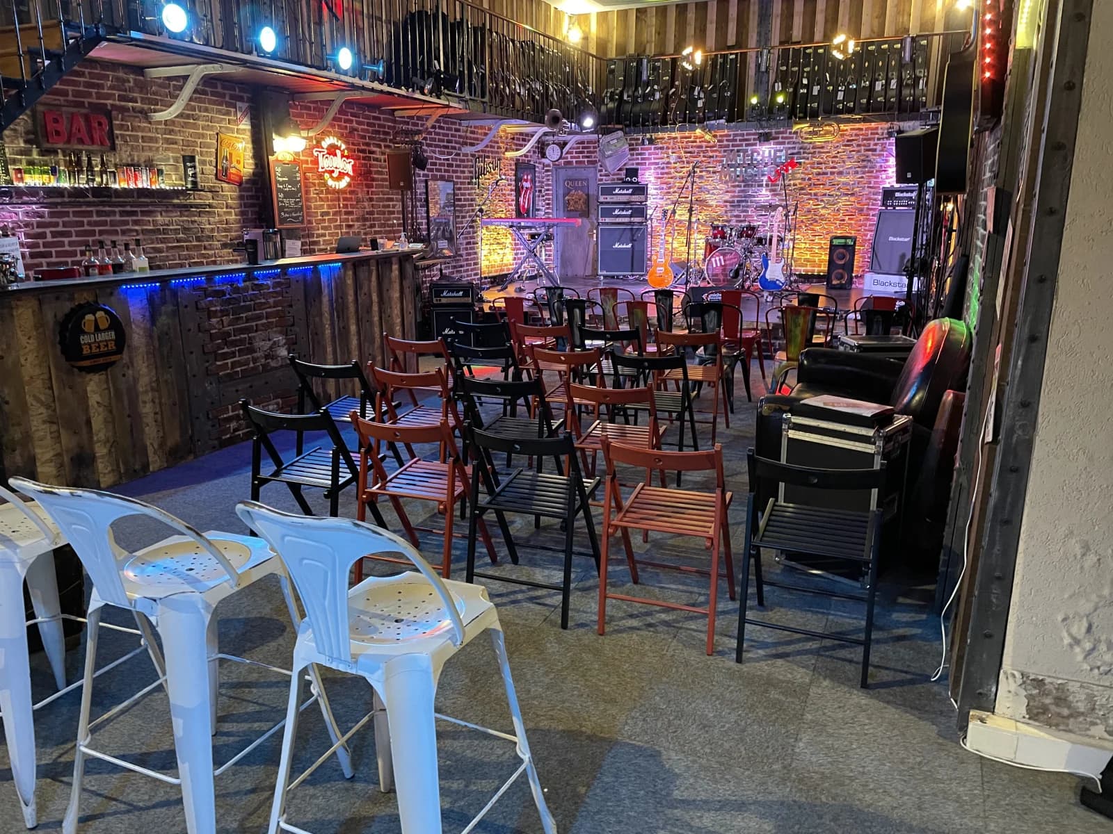 Salle de réunion dans Atmosphère select et feutrée d'un club new-yorkais - 1