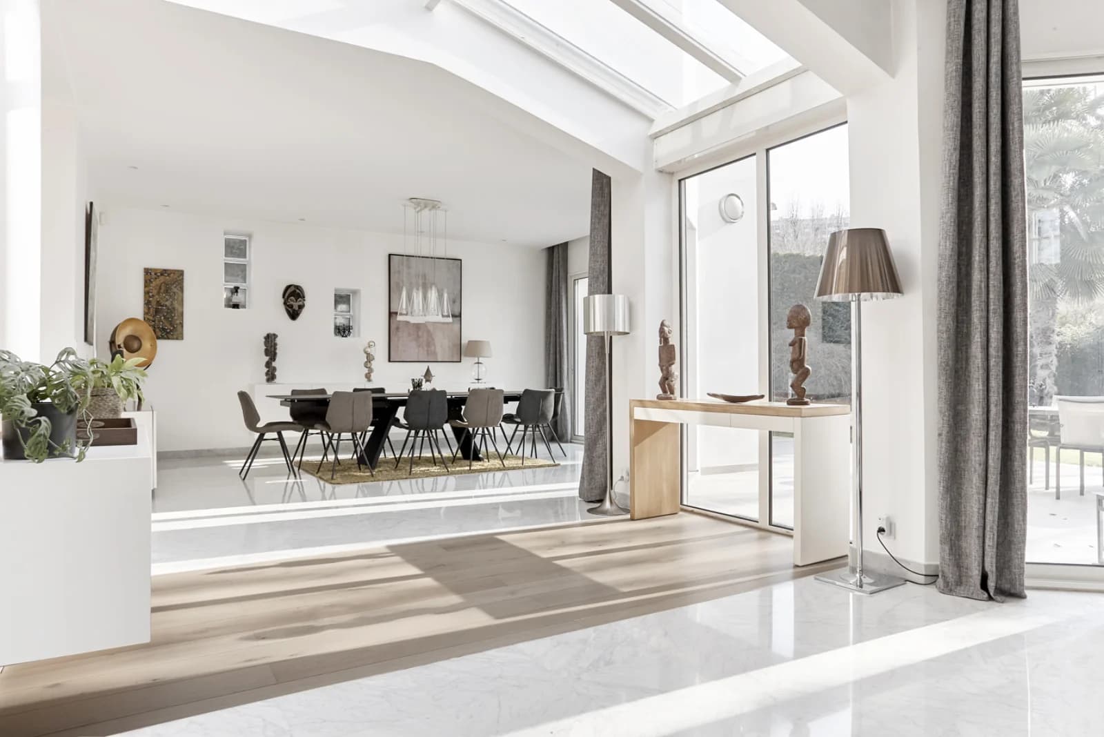 Salle de réunion dans Espace atypique et lumineux avec terrasse et jardin privé - 1