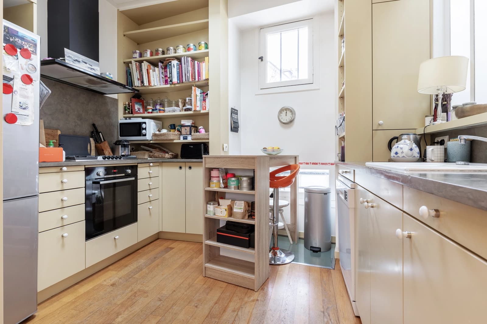 Kitchen in House in the heart of Saint Germain des Près - 1