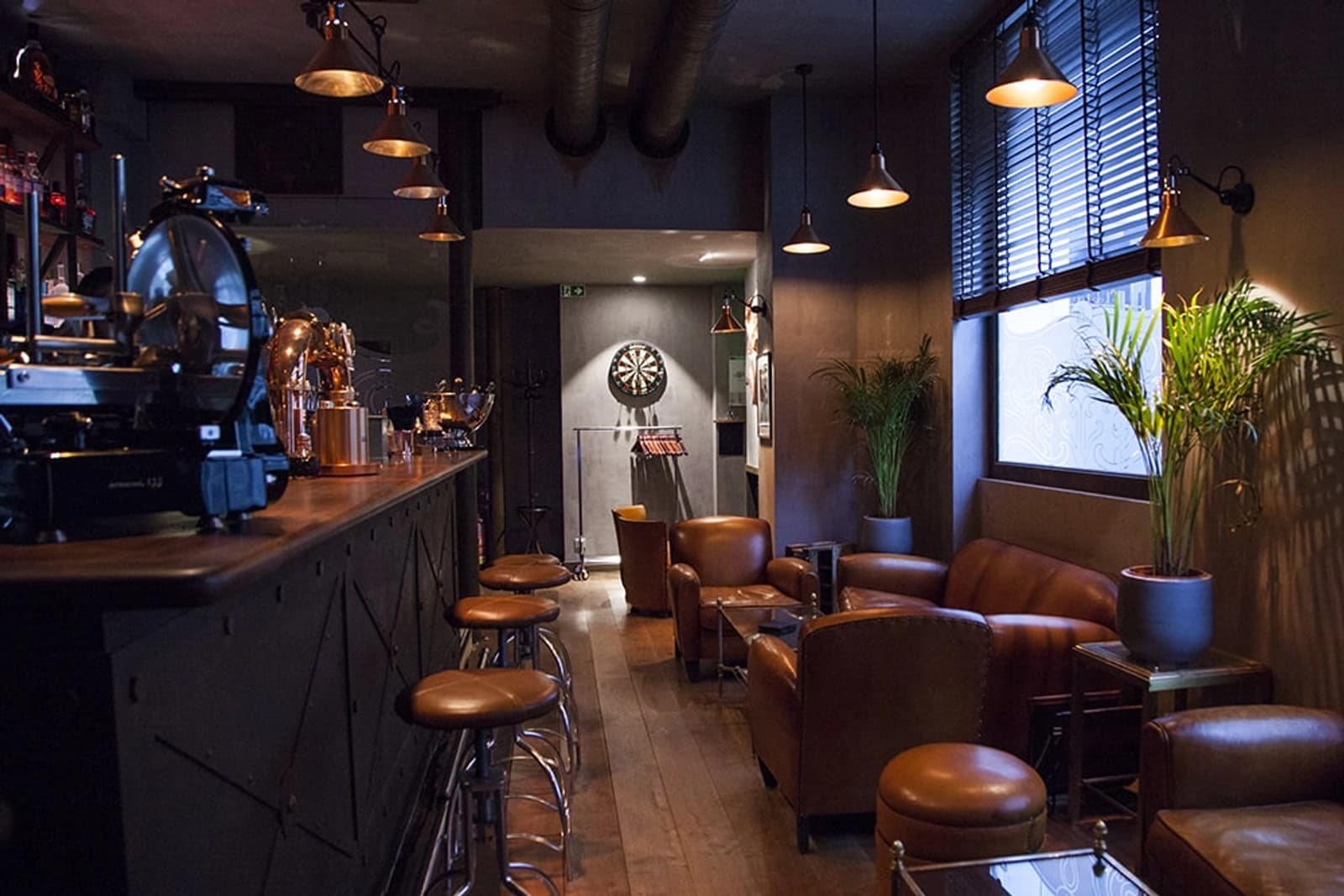 Salle de réunion dans Barbier, Speakeasy, Fumoir: ambiance Années Folles - 1