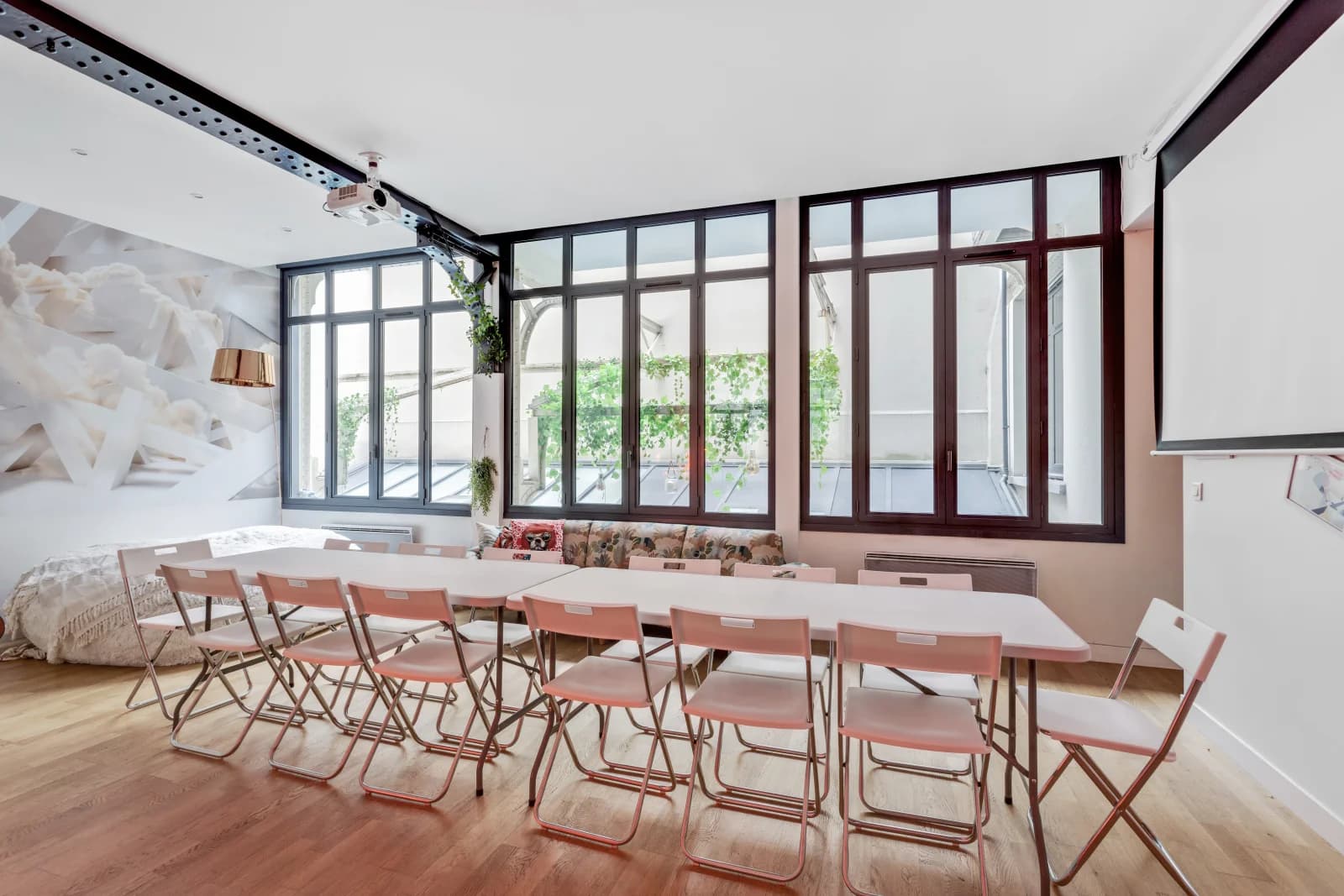 Meeting room in Atypical loft in the heart of Paris - 0