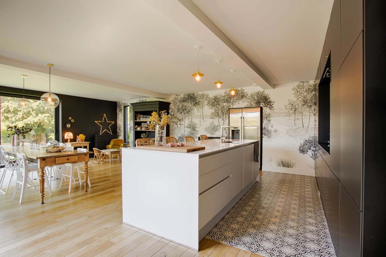 Salle de réunion dans Le Petit Manoir: spacieux, convivial et élégant - 1