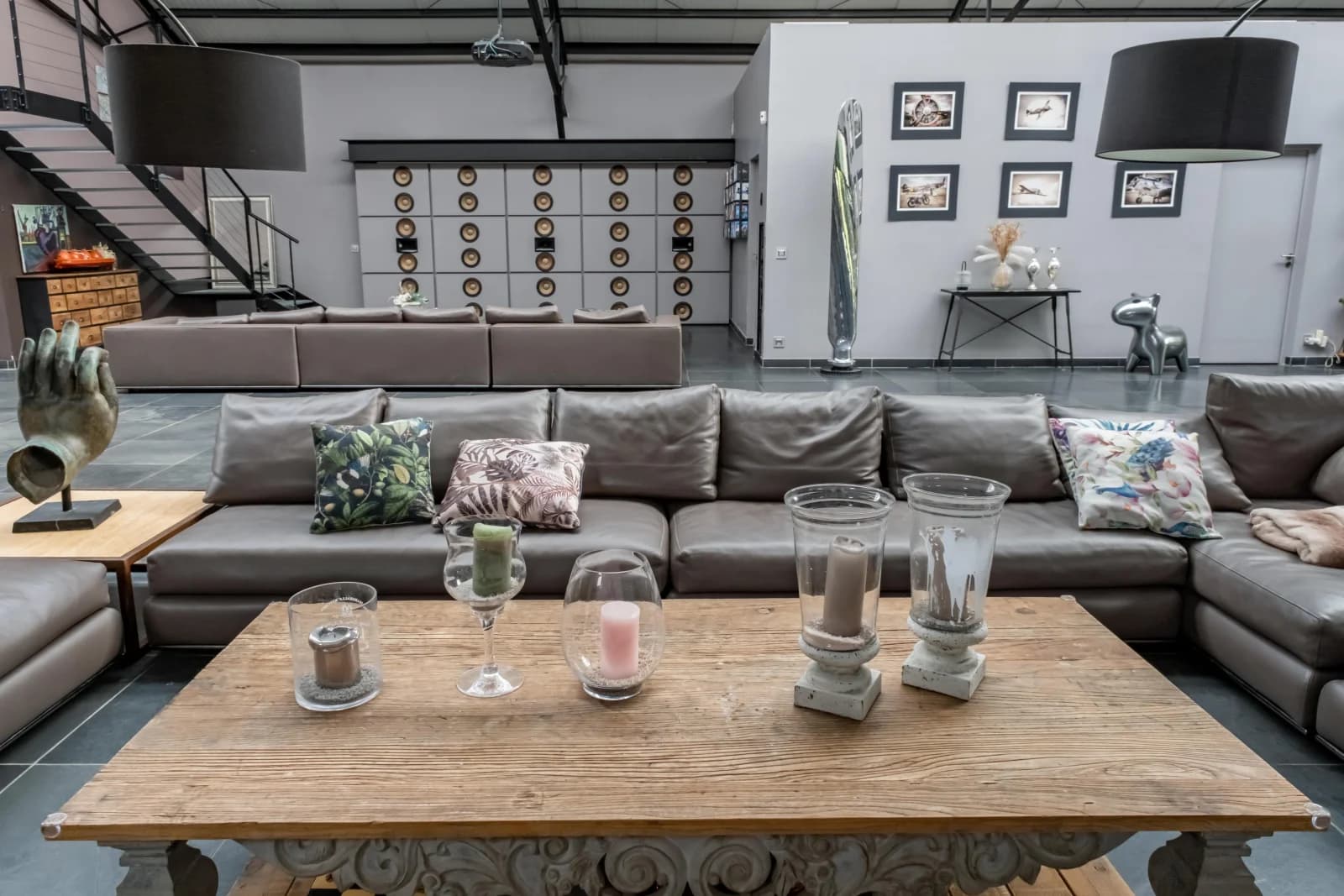 Espace Vaste loft avec volumes et son bassin intérieur unique - 3