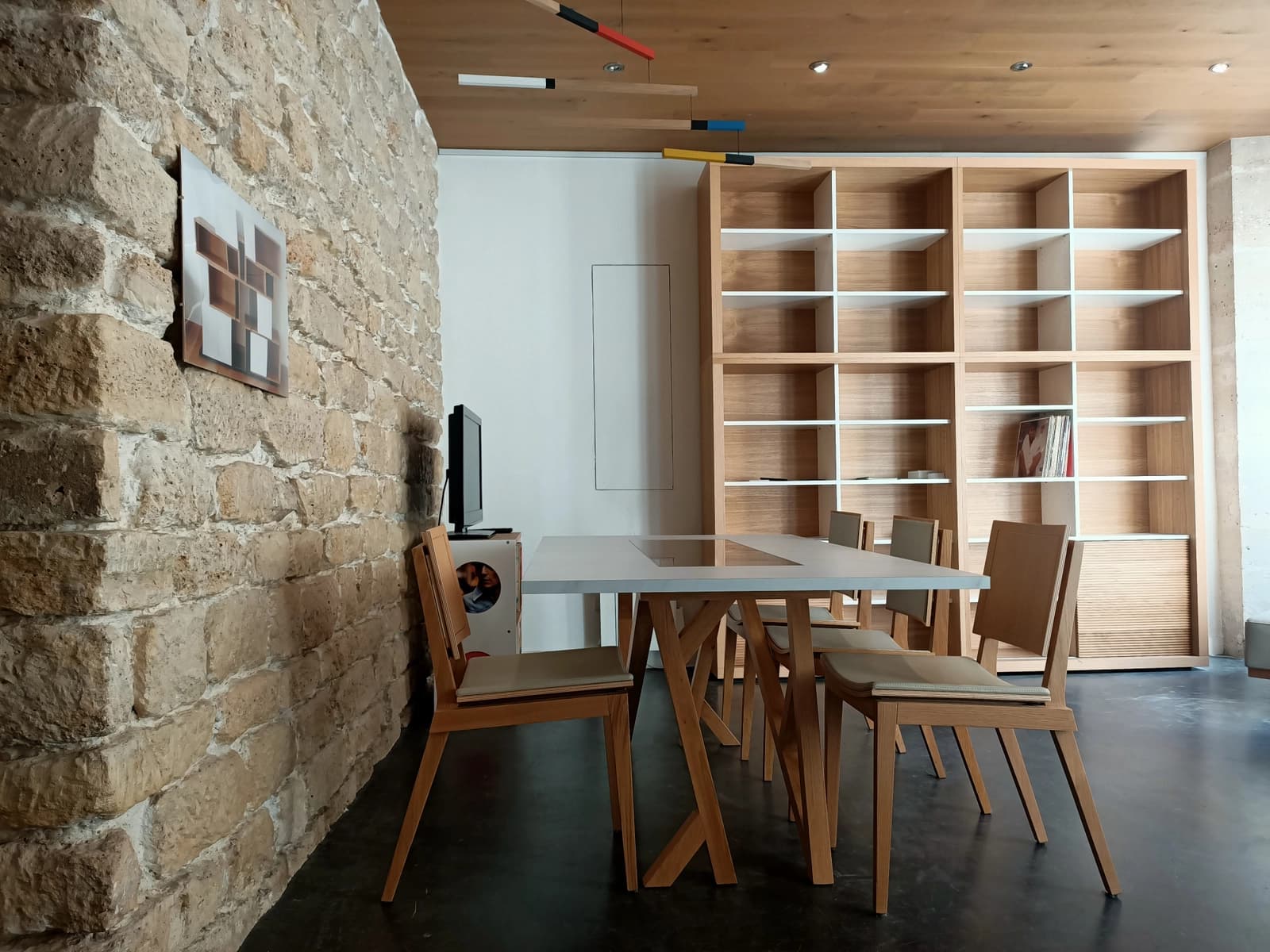 Salle de réunion dans Immersion unique dans la galerie d'un designer inspiré - 1