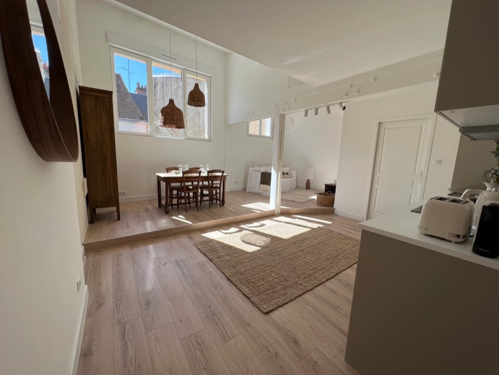 Space Large artist's loft in the heart of Vendôme - 1