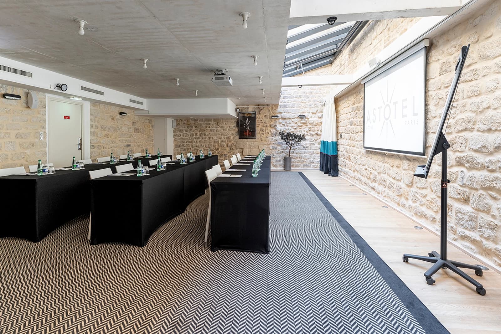 Space Seminar room under glass roof Paris 2nd arrondissement - 3