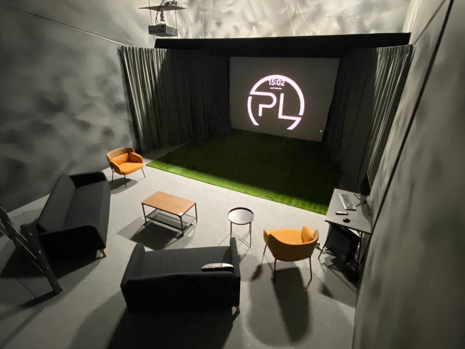 Living room in Sports complex - 1