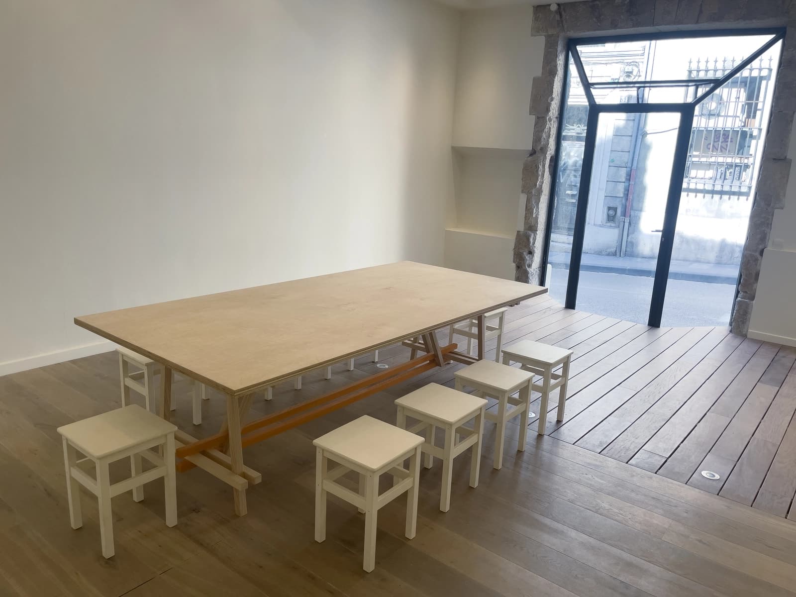 Meeting room in Downtown art gallery. - 1