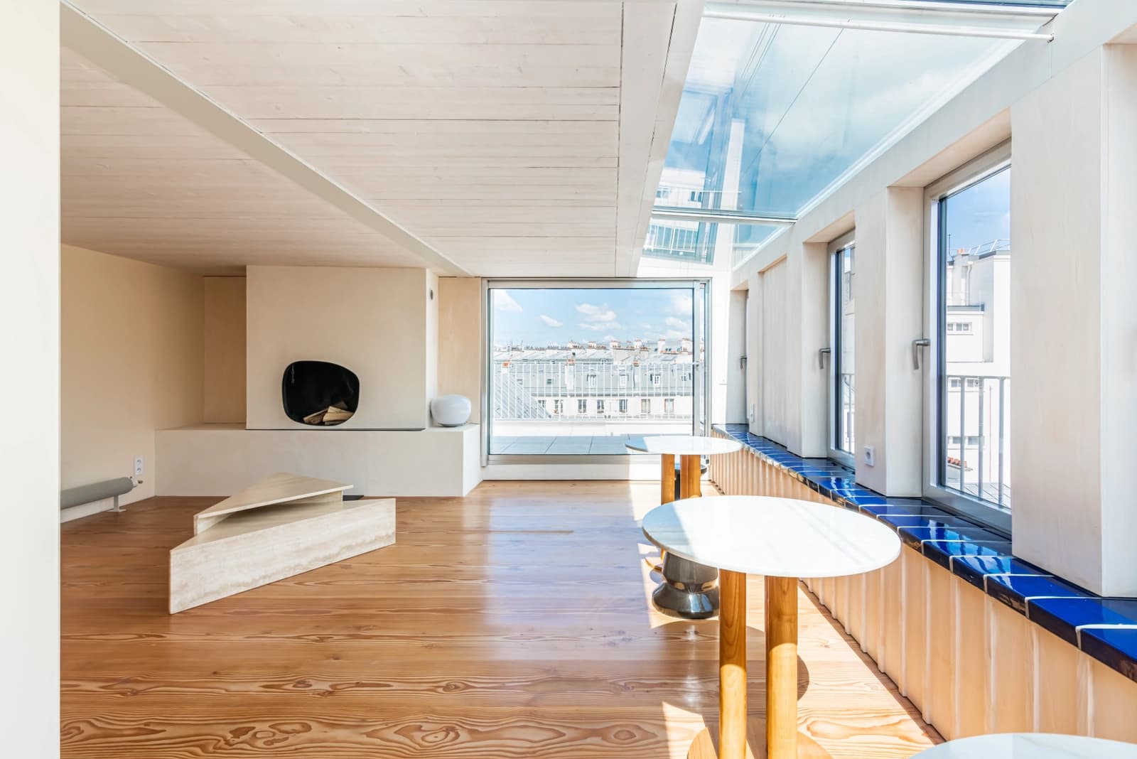 Meeting room in Penthouse & Terraces Sacré Coeur view - 1
