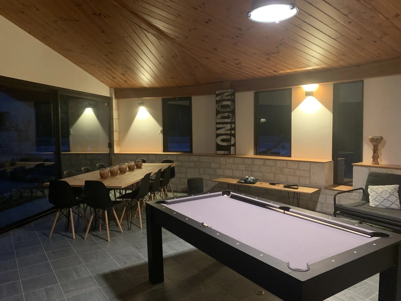 Salle de réunion dans Propriété de caractère en bordure du Tarn paisible - 1