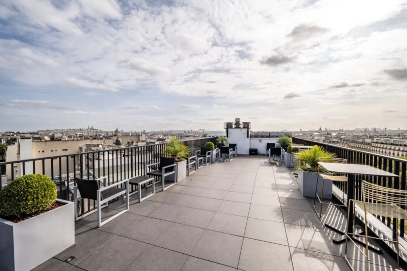 Space ROOFTOP CHAMPS ÉLYSÉES - 1