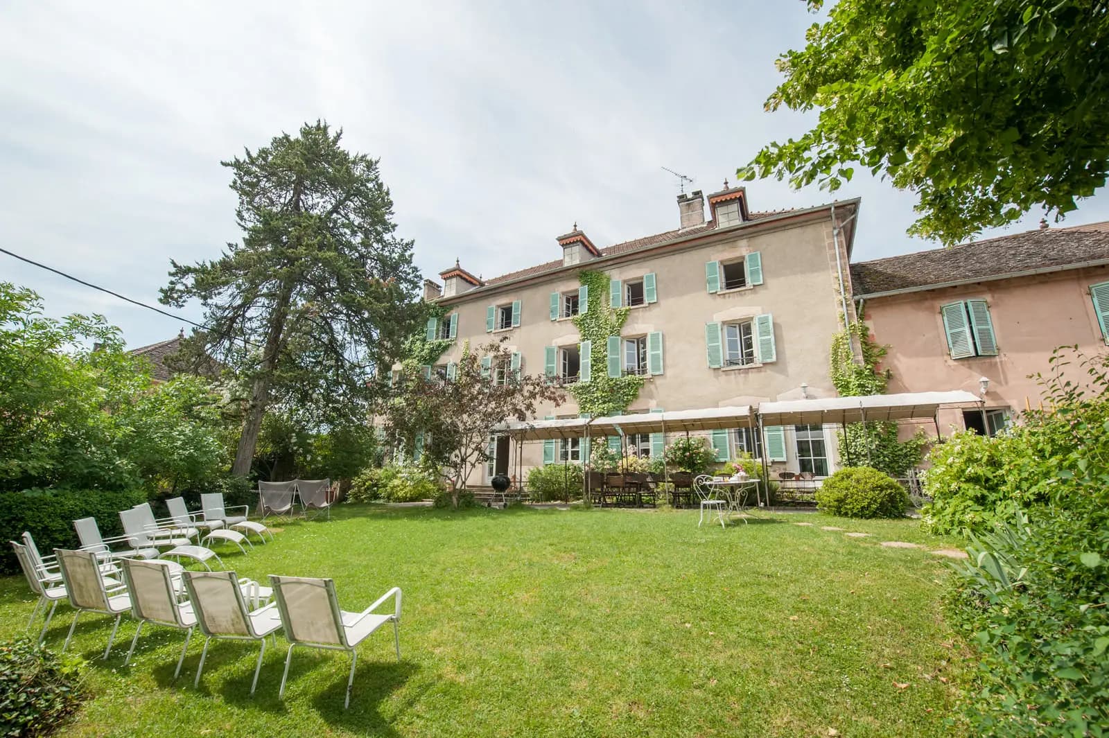 Domaine de charme du XVIIIe, à seulement 1h de Lyon