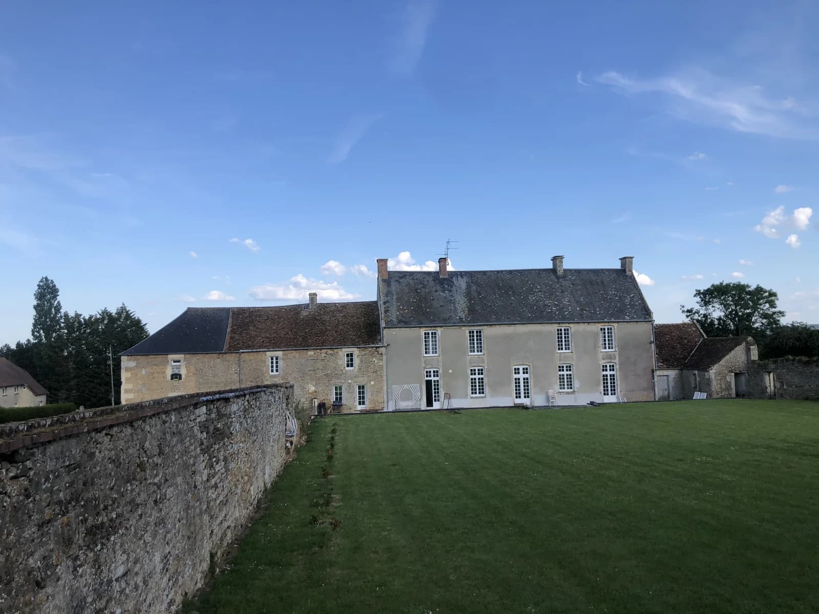 Meeting room in Large recent Maison de Maitre - 1