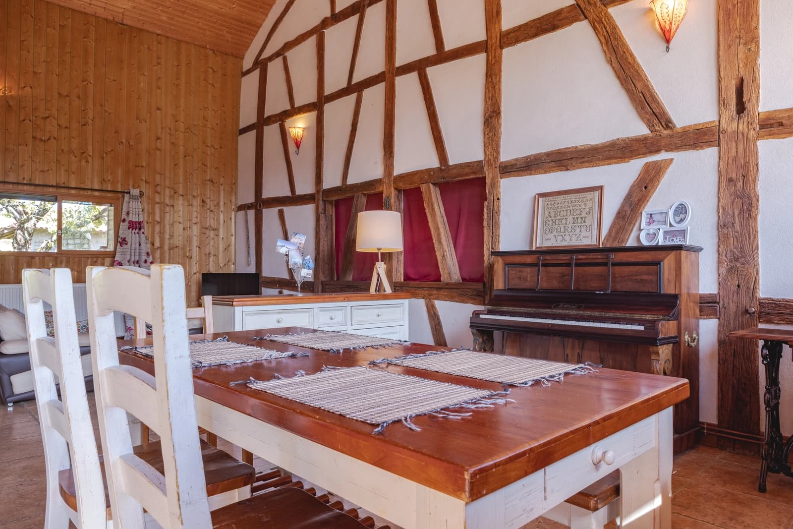 Meeting room in La Verne Bresse farmhouse - 1