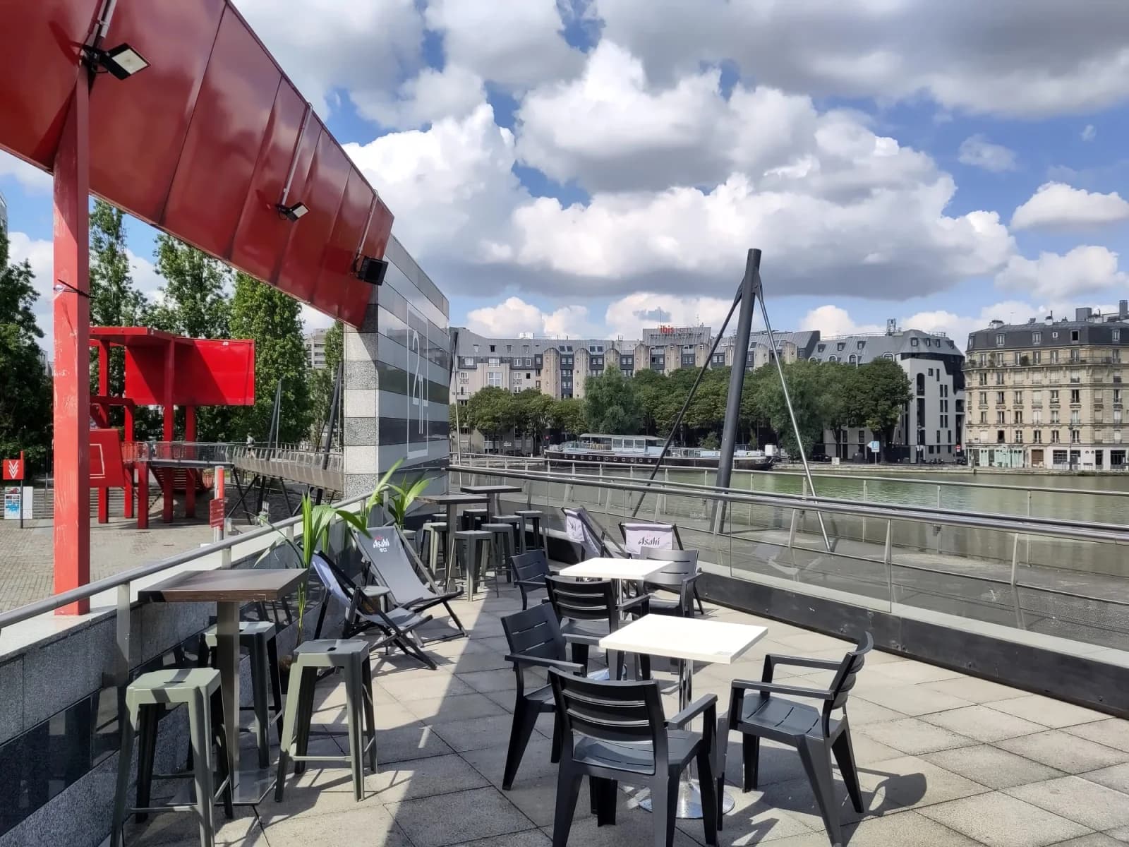 Espace Lieu modulable avec grandes terrasses et vue sur le Canal - 4