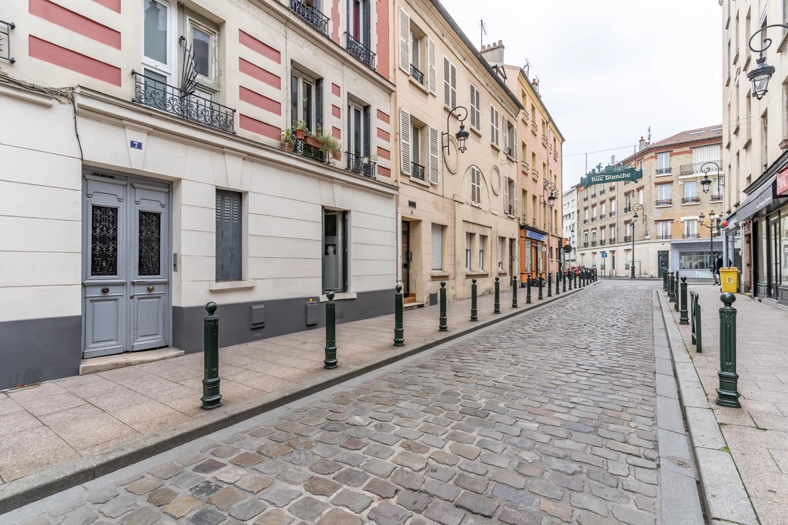 Salle de réunion dans Puteaux historique: duplex de charme au centre ancien - 1