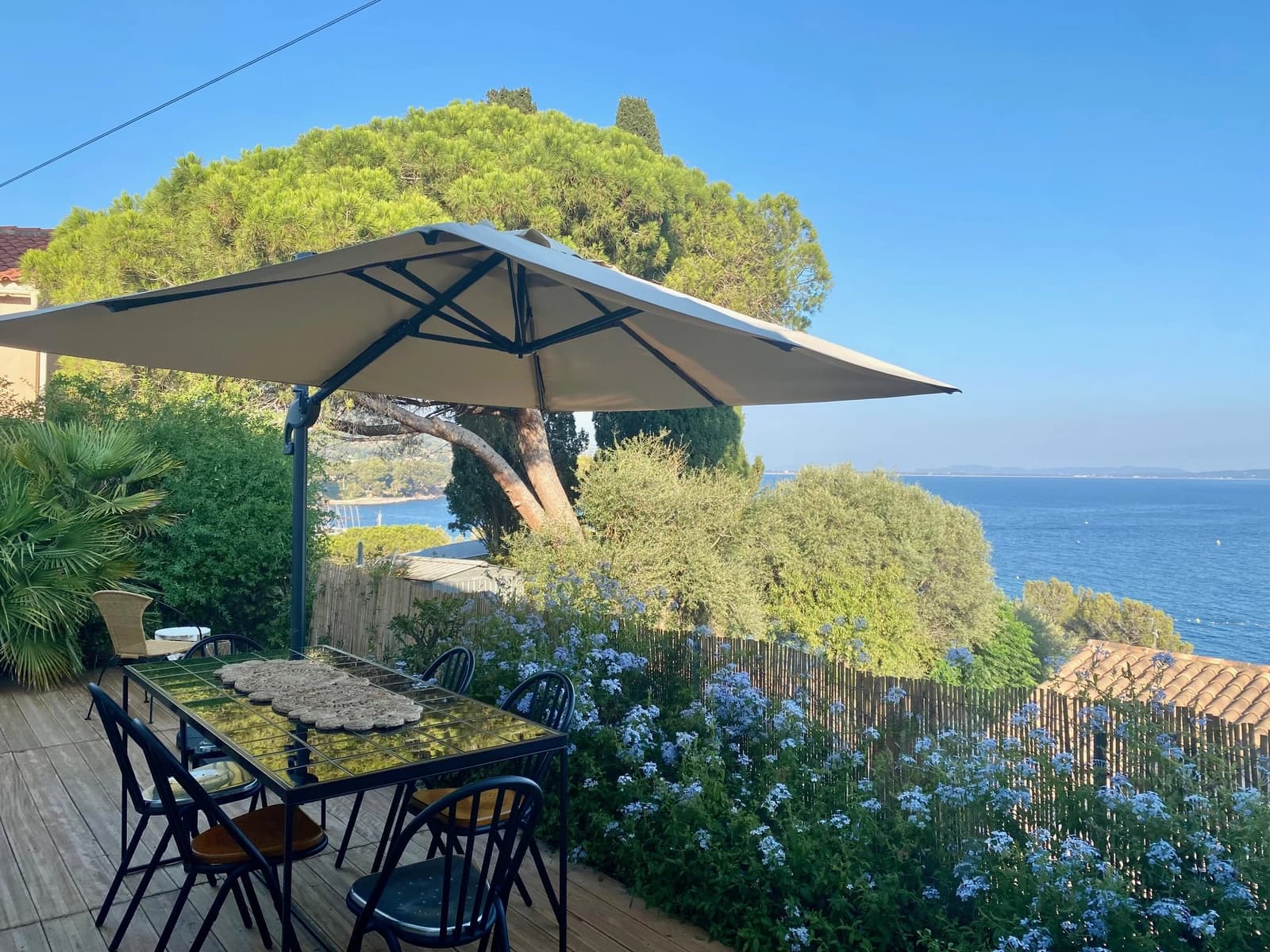 Salle de réunion dans Maison vintage en bord de mer, une escapade rétro - 1