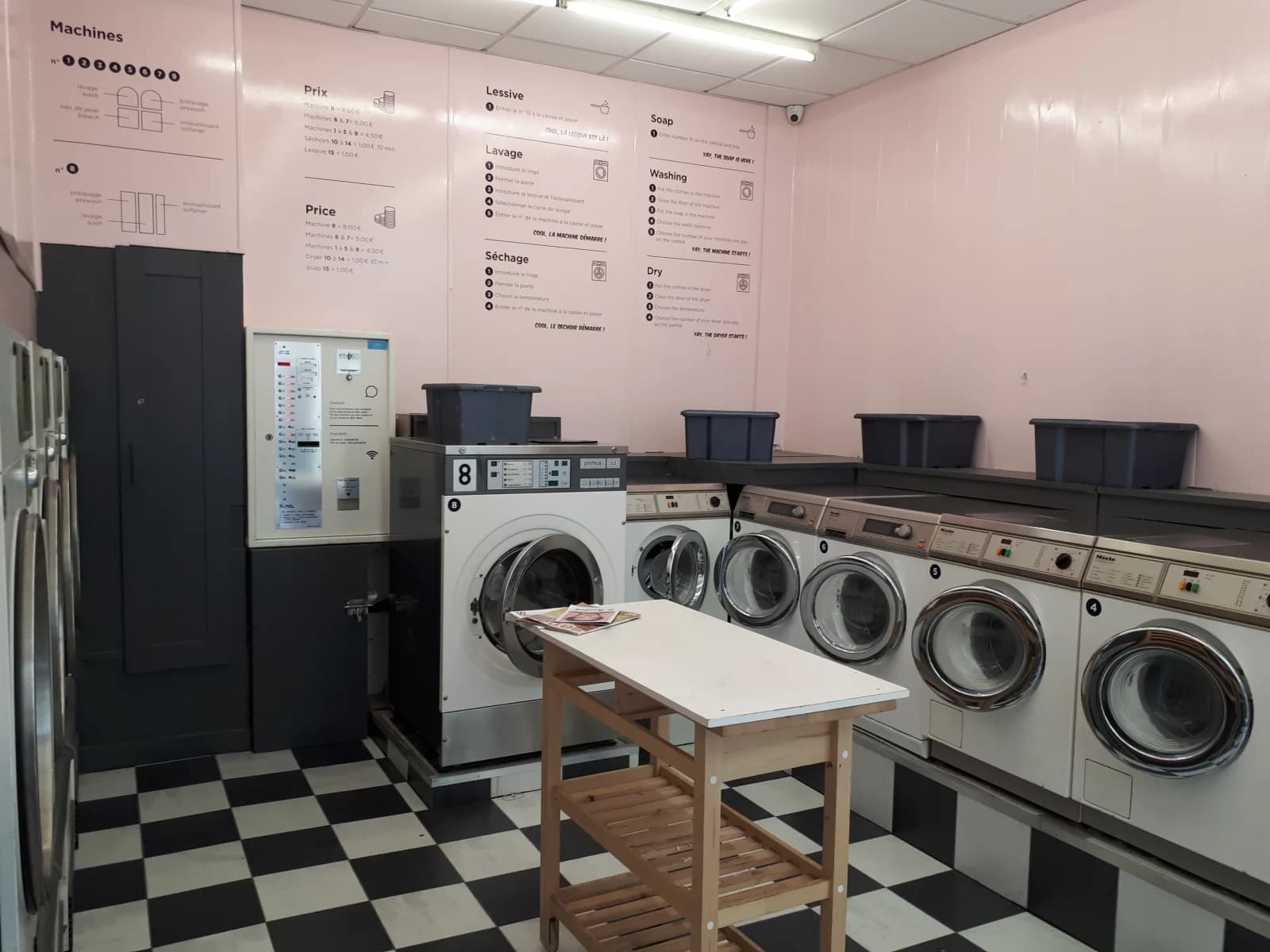 Kitchen in Laundry with vintage ambience - 1
