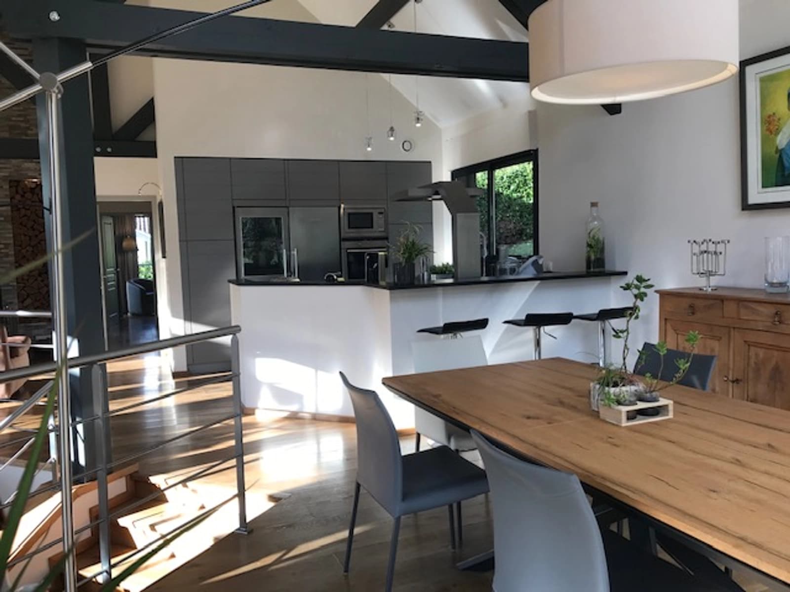 Cuisine dans Maison d'architecte contemporaine en belle ossature bois - 1