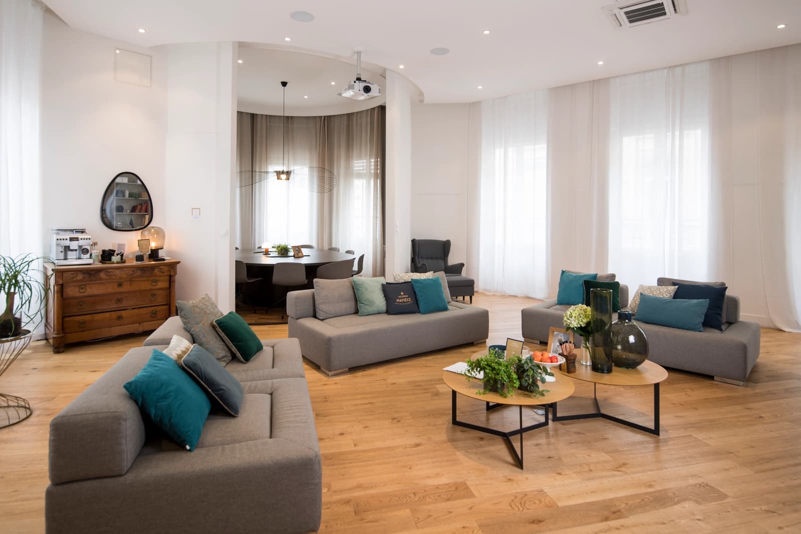 Appartement haut standing sur la Place des Jacobins