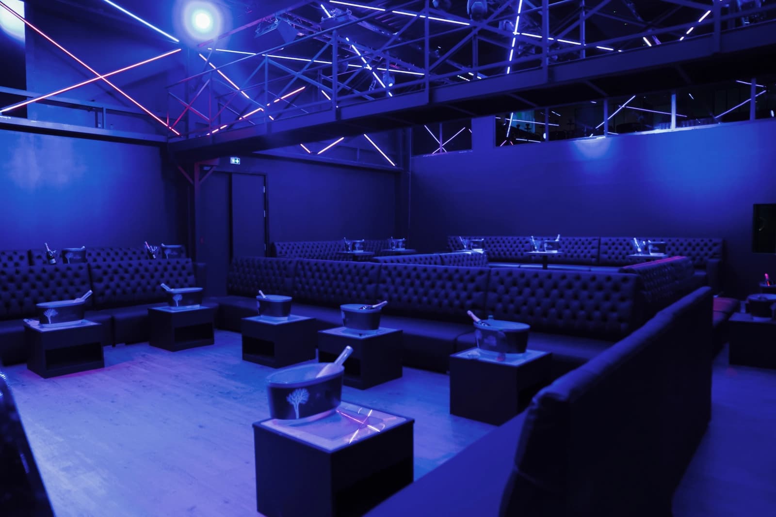 Meeting room in Modern club design - 1