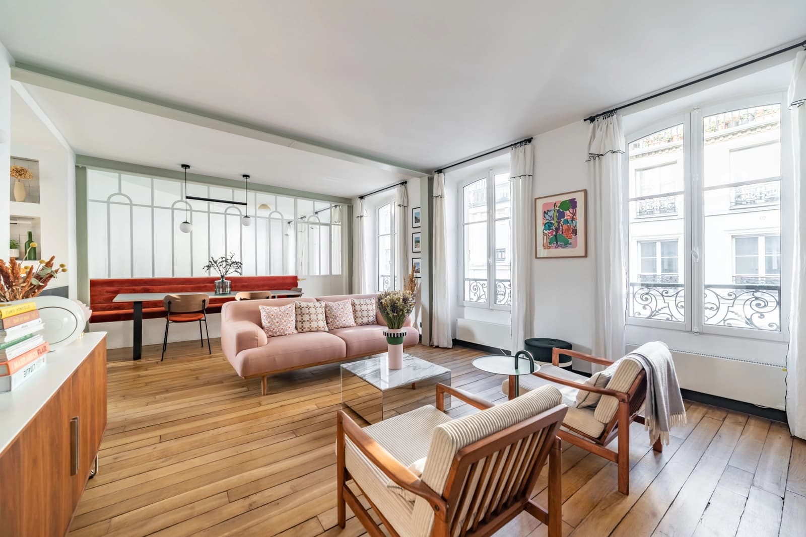 Living room in Paris Centre: modern and bright ❤️ - 1