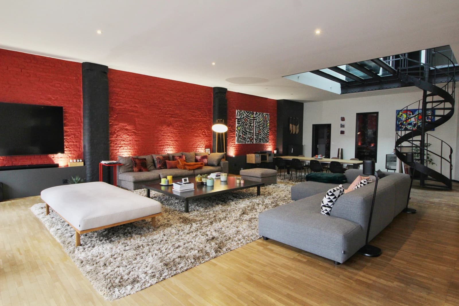 Espace Loft industriel au style affirmé - 0