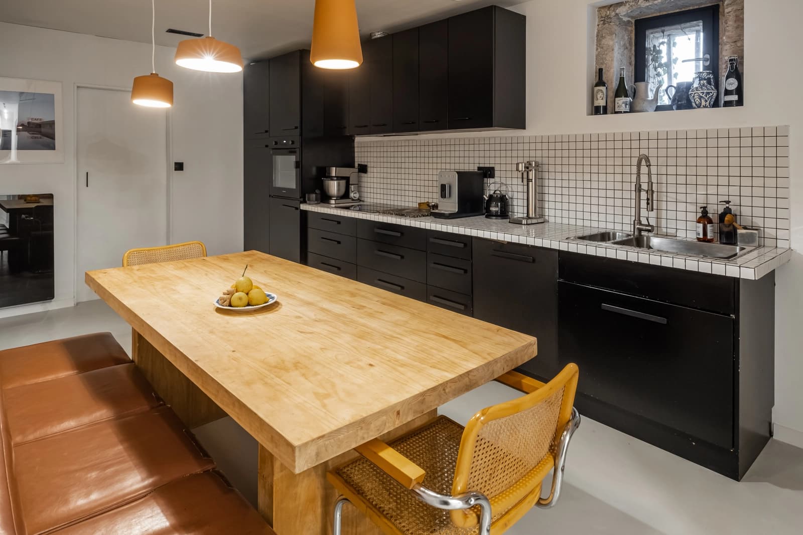 Cuisine dans Demeure alliant charme, design et nature environnante - 1